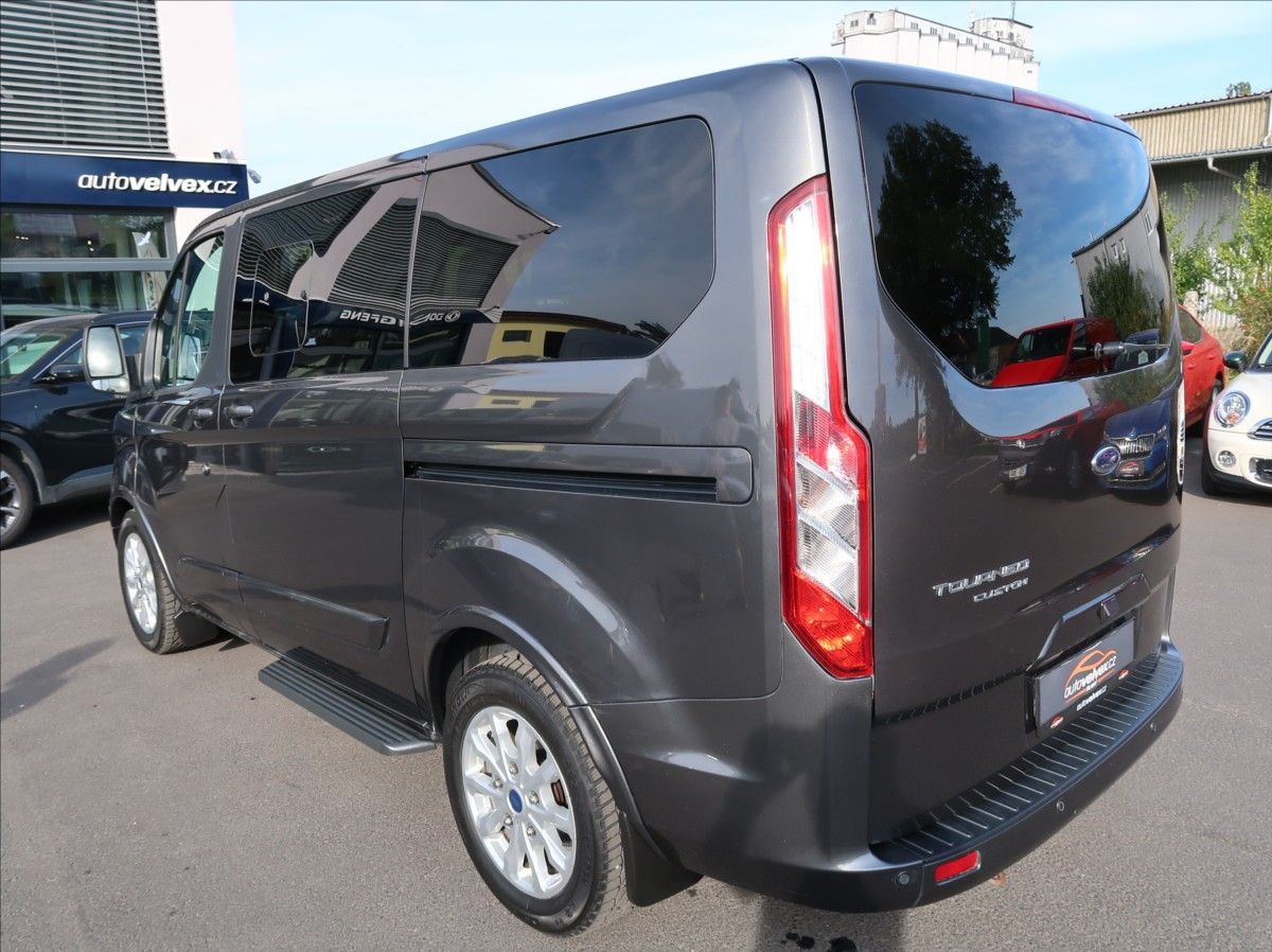 Ford Tourneo Custom, 2,0 EcoBlue,96kW,9míst,navi - fotka 4