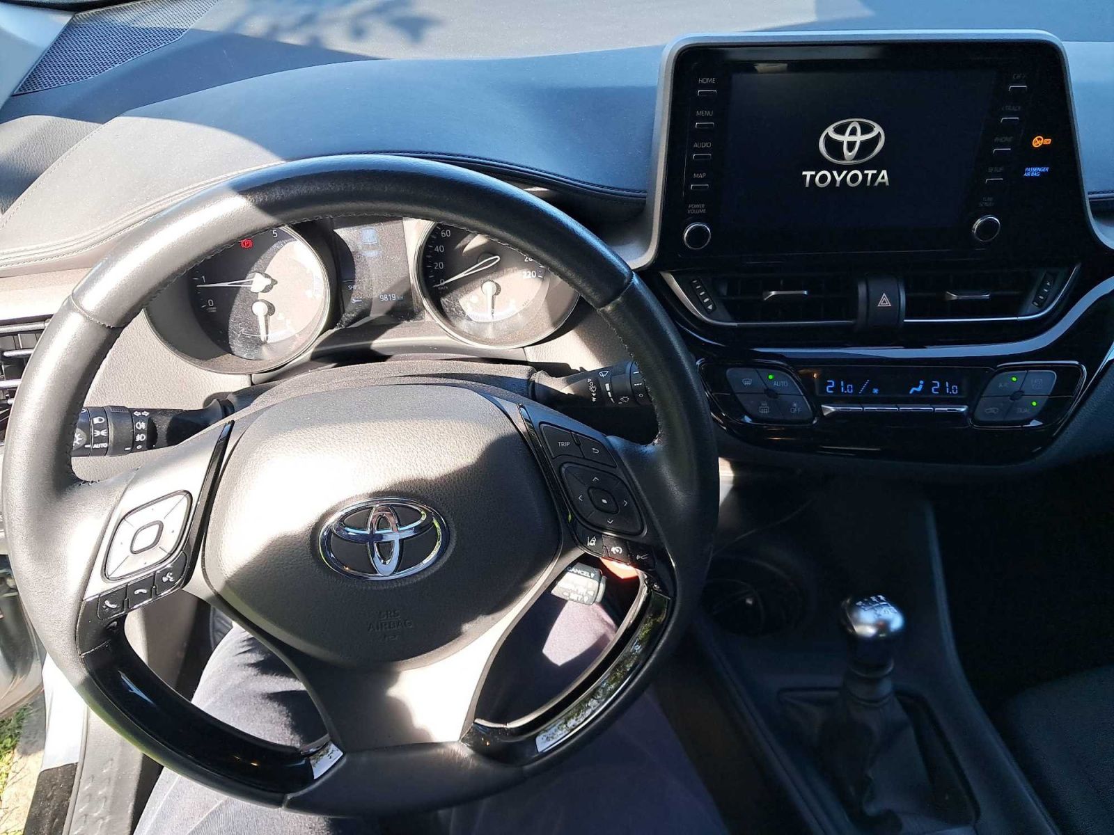 Toyota C-HR, 1.2 Turbo, Serv.kniha - fotka 3