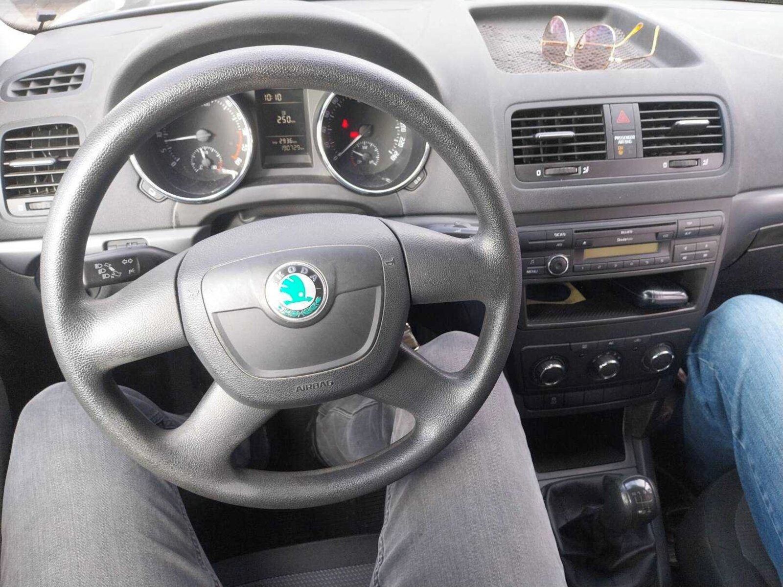 Škoda Yeti, 2.0 TDI, Park. senzory - fotka 3