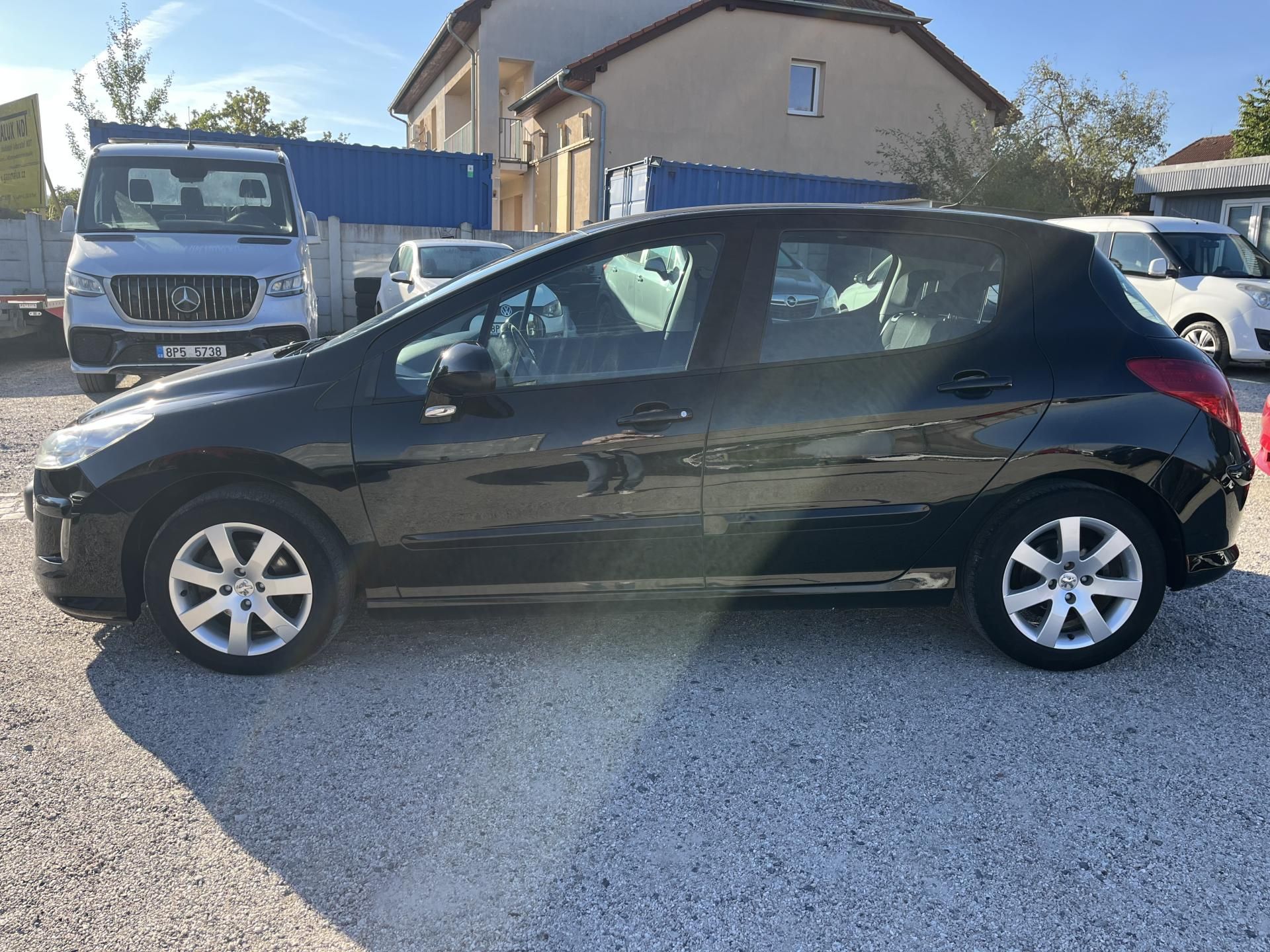 Peugeot 308, 1.6HDi 80 Kw, 116 000 km! - fotka 4
