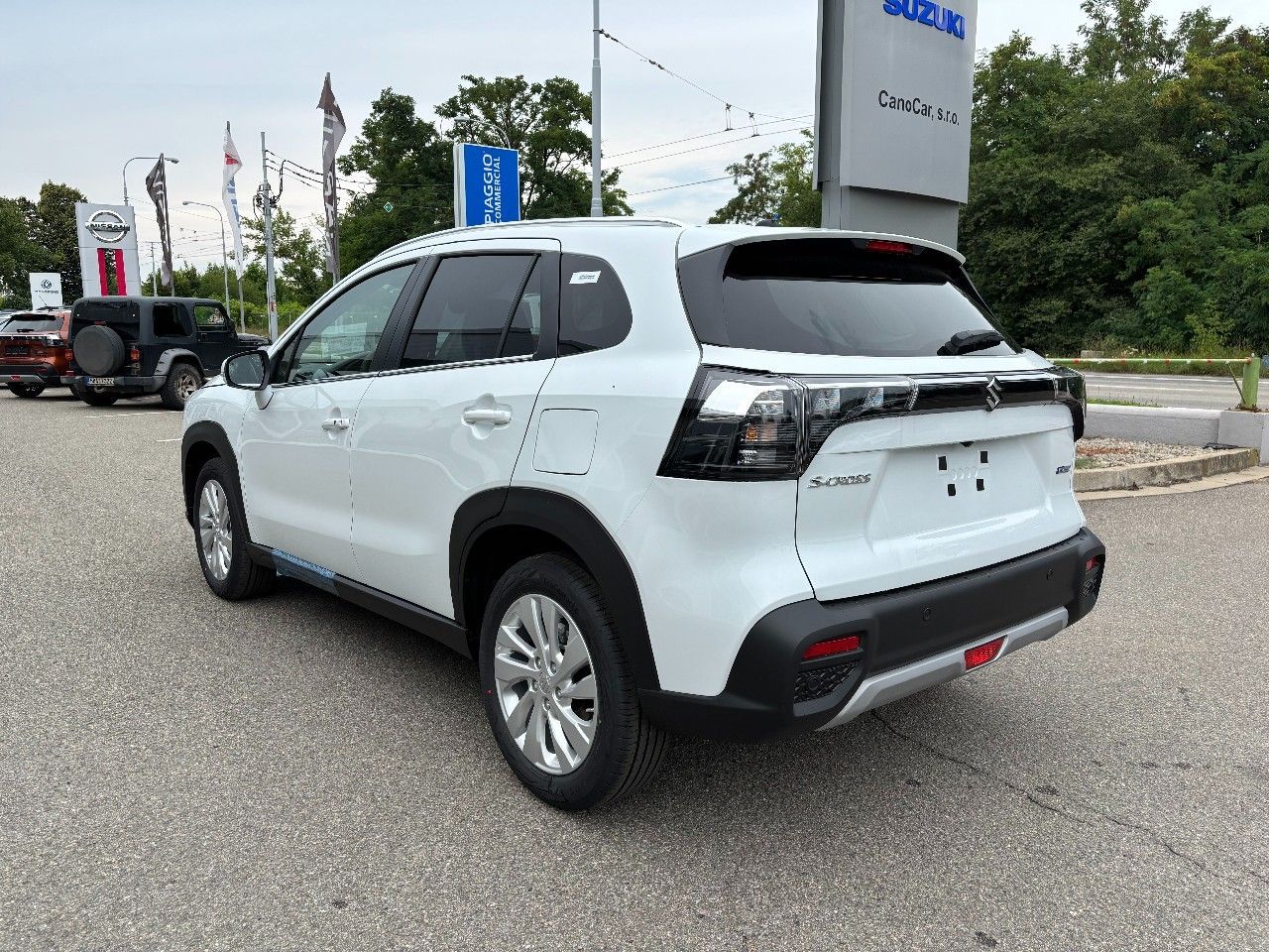 Suzuki S-Cross, 4x4 automat Premium - fotka 5