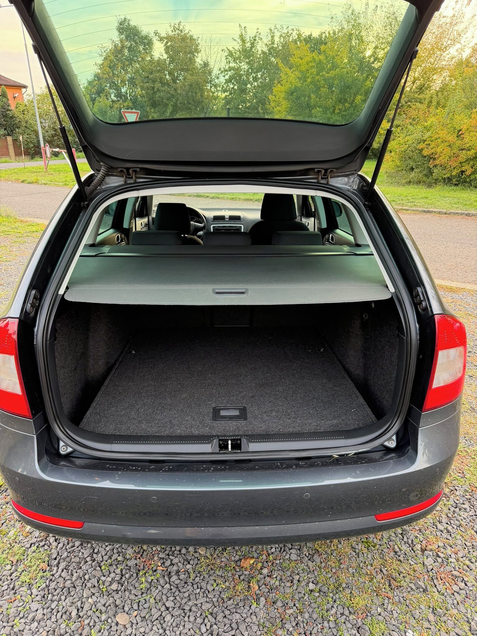 Škoda Octavia, Škoda Octavia 2 2.0 TDI 103kw - fotka 6