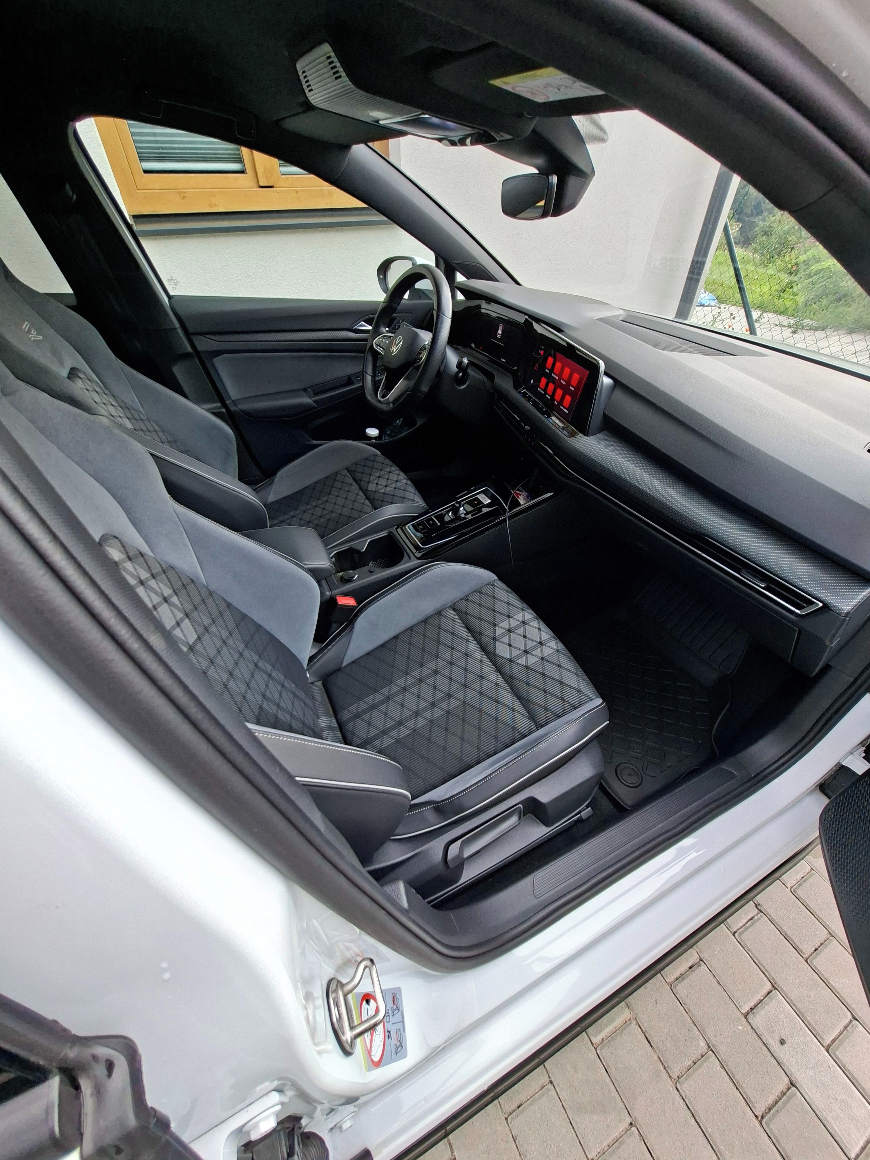 Volkswagen Golf, Golf Variant 1,5 e tsi R line. - fotka 6