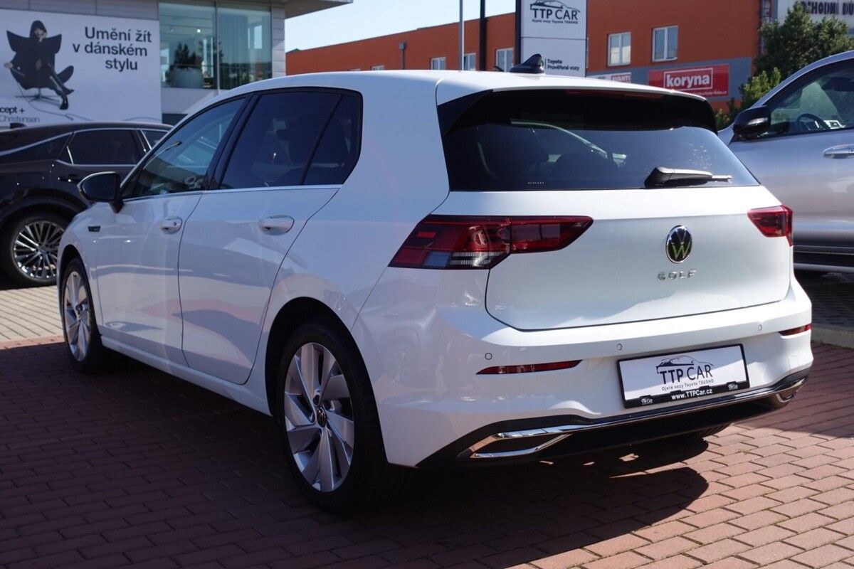 Volkswagen Golf, 1,5TSi 96kW M/T Style - fotka 6