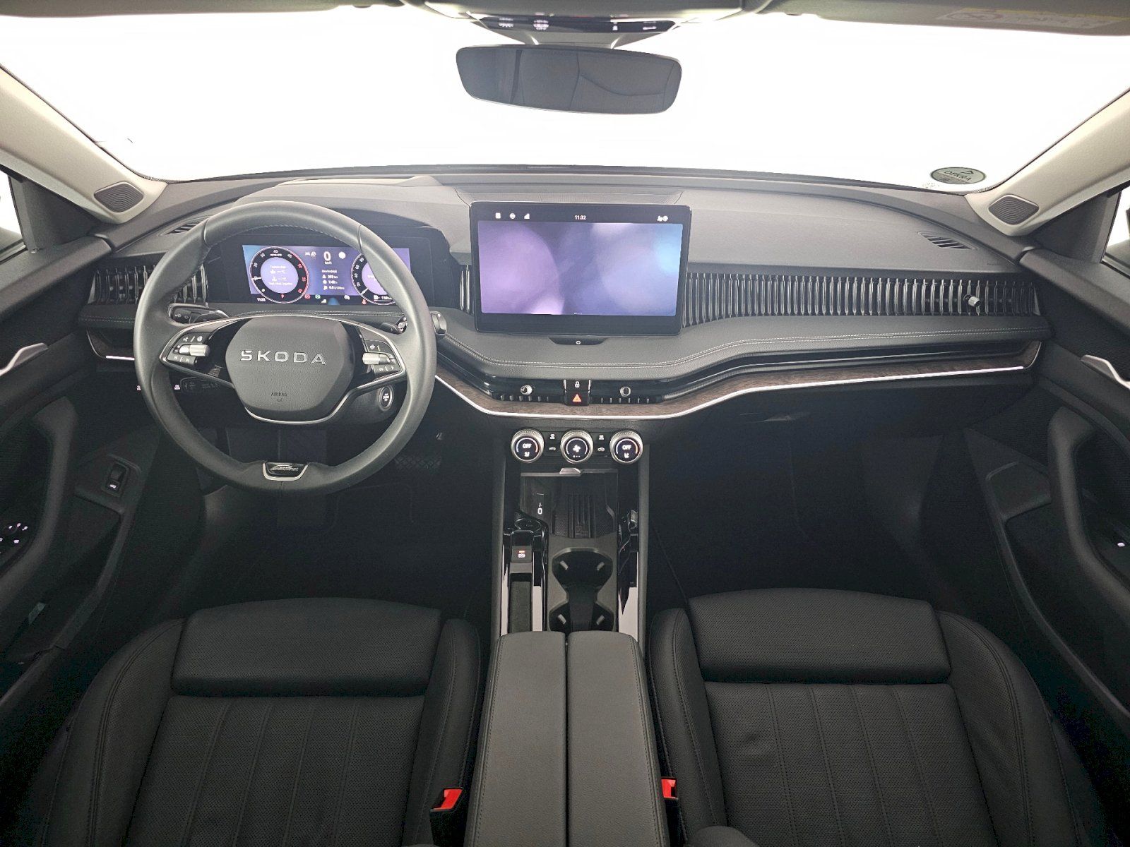 Škoda Superb, 2.0TDI 110kW Laurin a Klement - fotka 6
