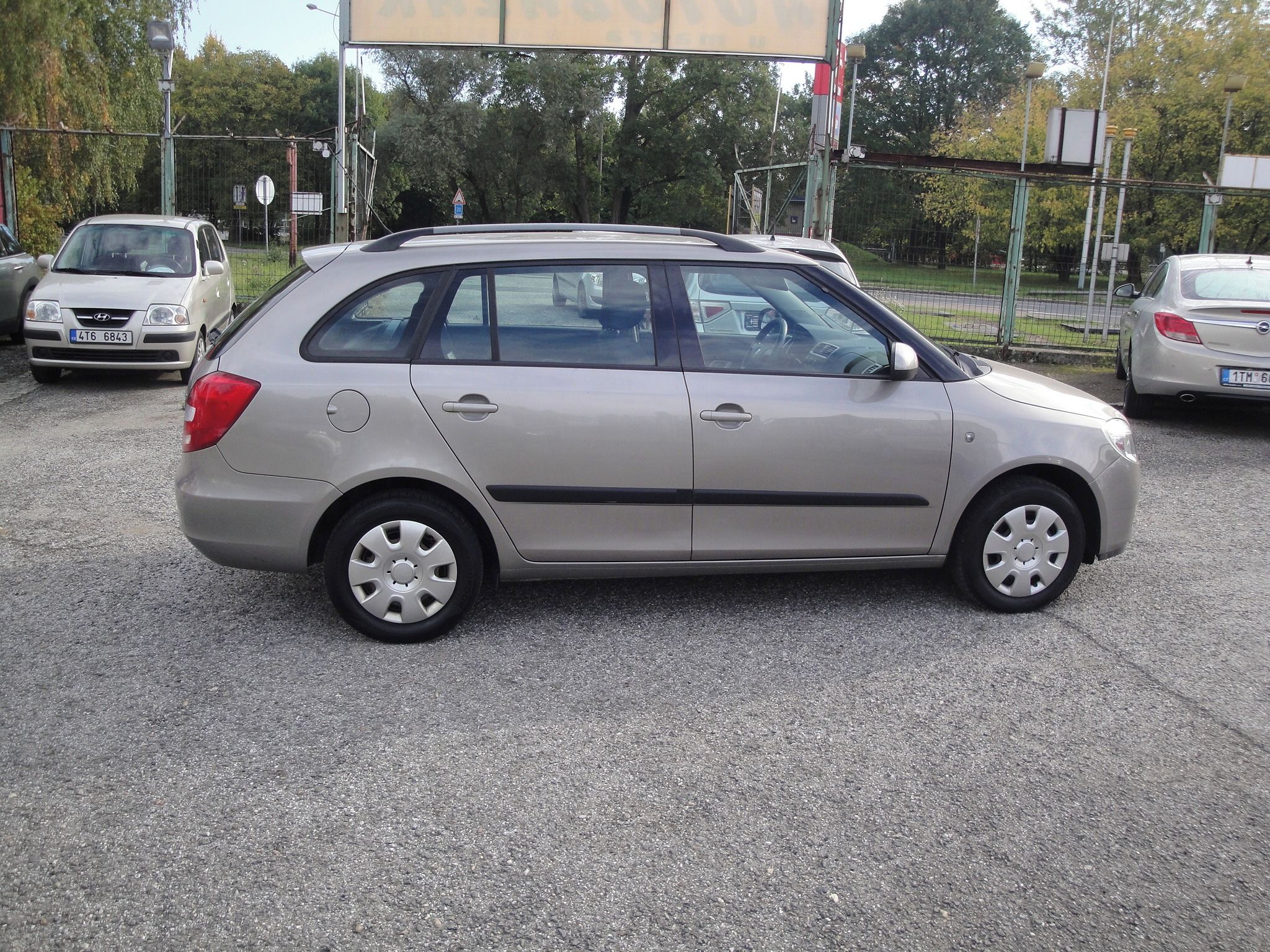 Škoda Fabia, 1.4,63kw,Krasavec - fotka 4