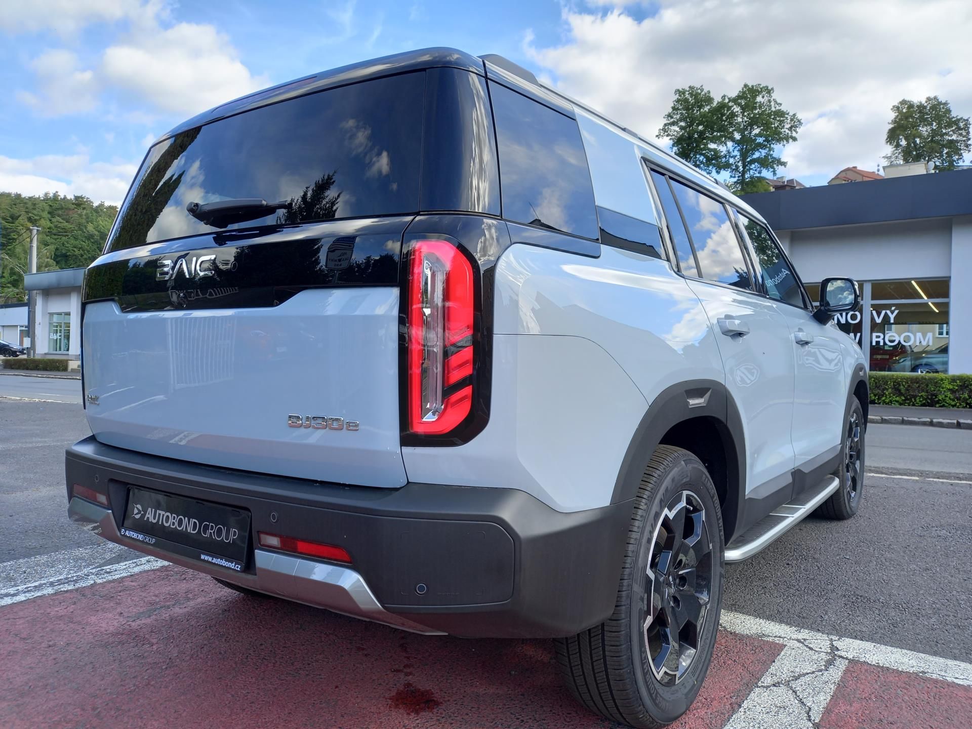 BAIC BJ30, ALL IN 1.5T 298kW HEV 4×4 - fotka 5