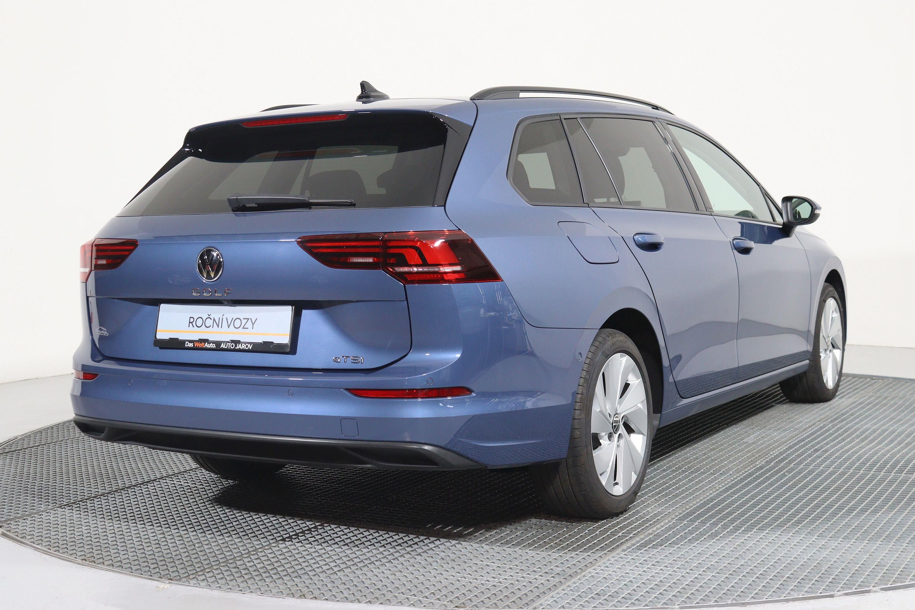 Volkswagen Golf Variant, People 1,5 eTSI 110kw 7DSG - fotka 2