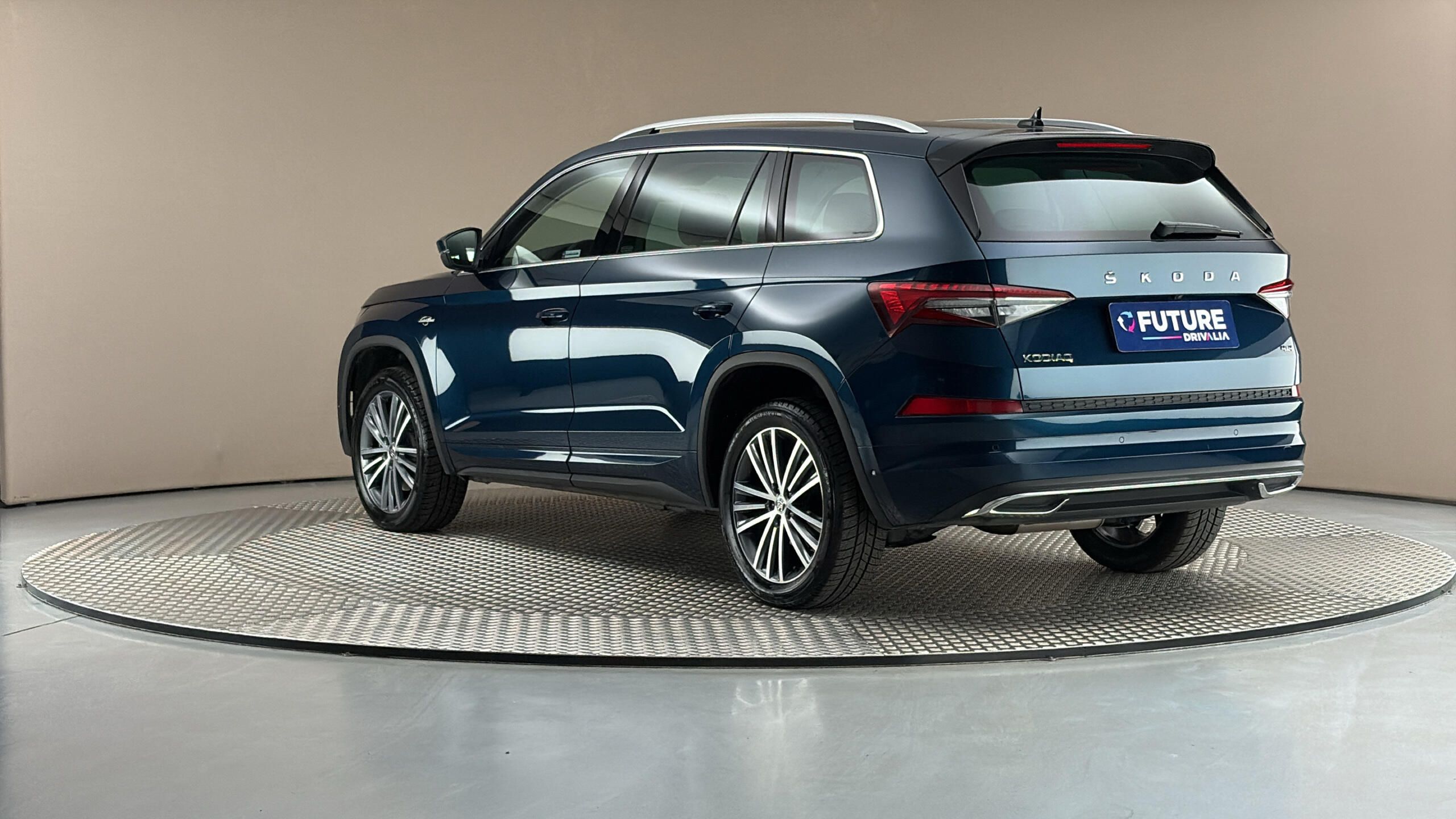 Škoda Kodiaq, 2.0 TDI DSG 4x4 L&K - fotka 2