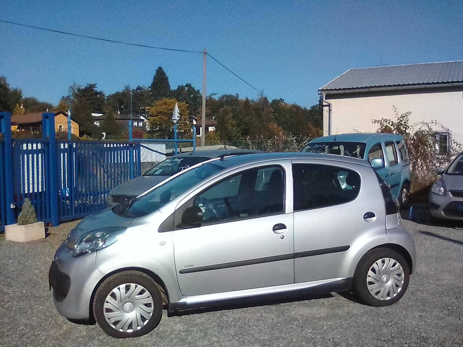 Citroën C1, 1.0i / 50KW, jede super - fotka 2