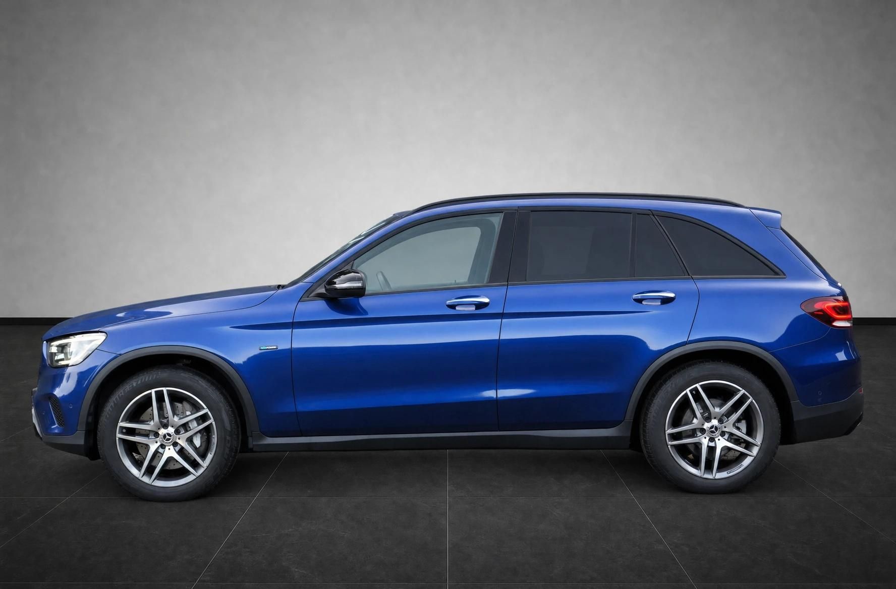 Mercedes-Benz GLC, 300e, 4Matic, ČR, Vzduch - fotka 2
