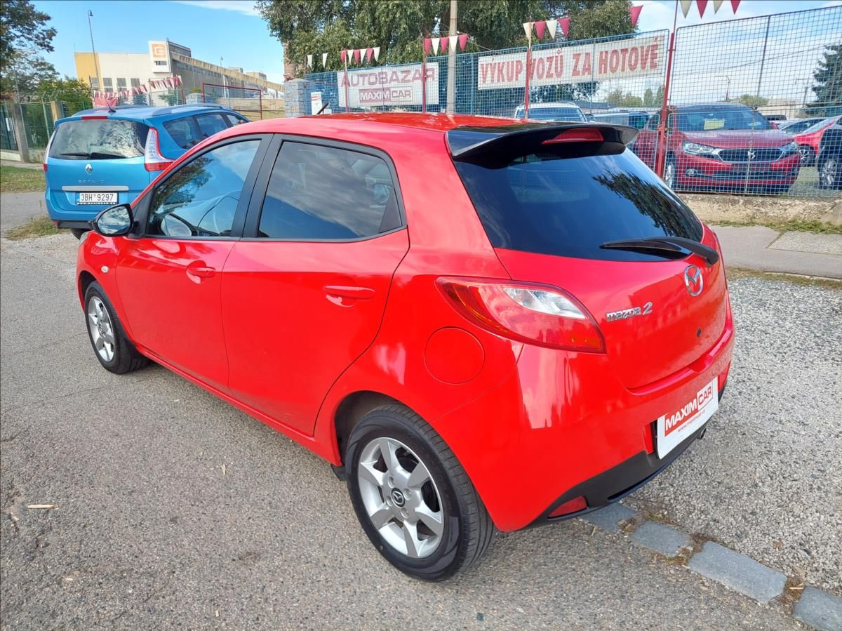 Mazda 2, 1,3 16V Hot +Klima+Webasto+ - fotka 6