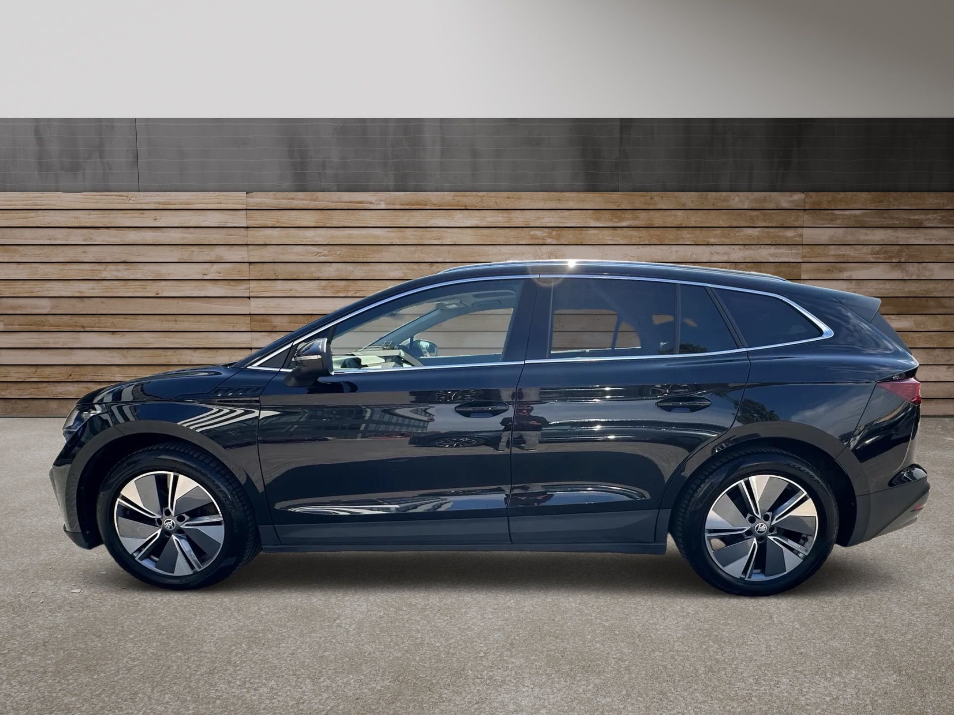 Škoda Enyaq, 80x 195kW TEP.Č/ACC/PANO 92% - fotka 3