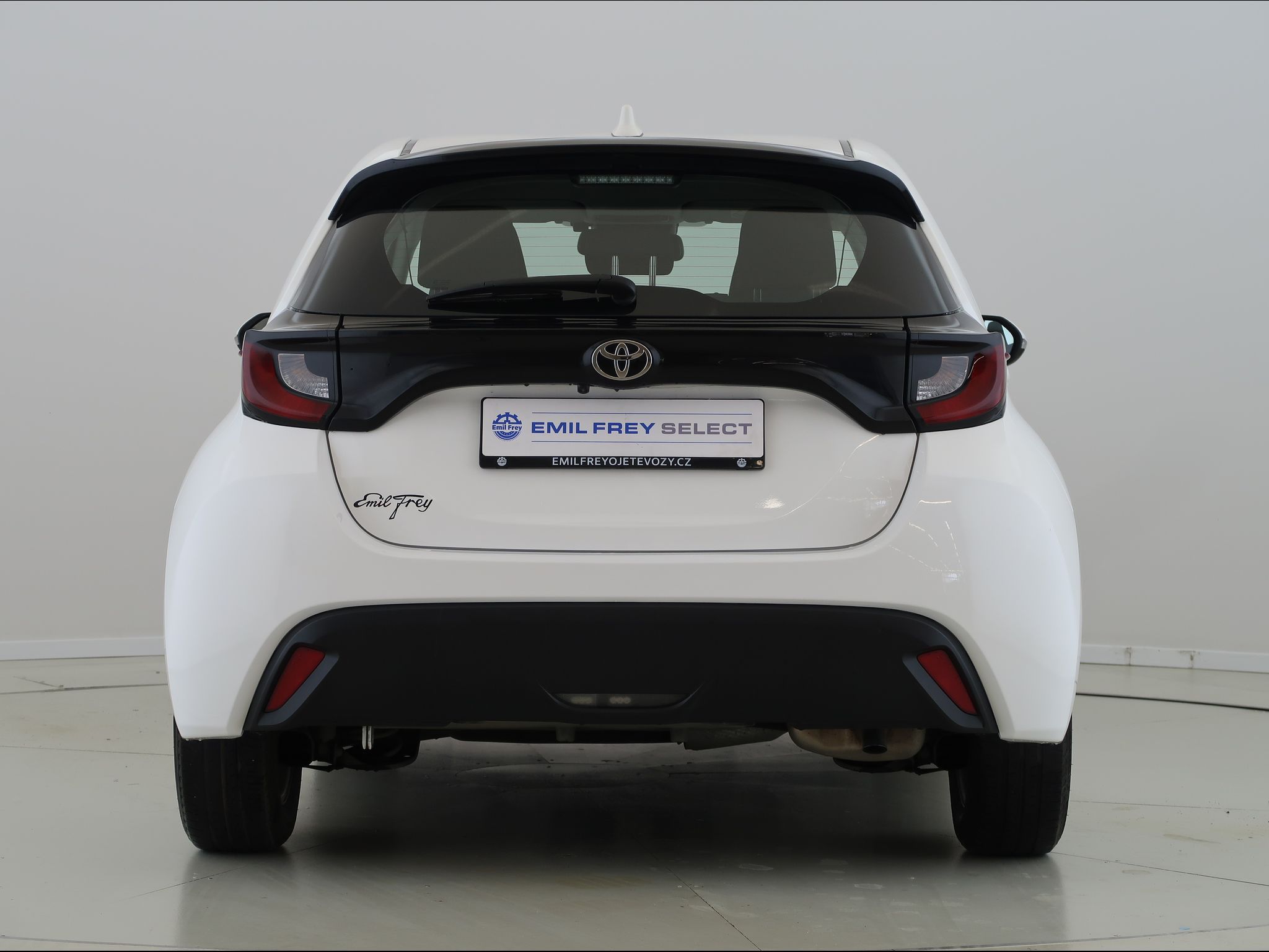 Toyota Yaris, 1.5,Hybrid,68KW,CZ,1Maj - fotka 6