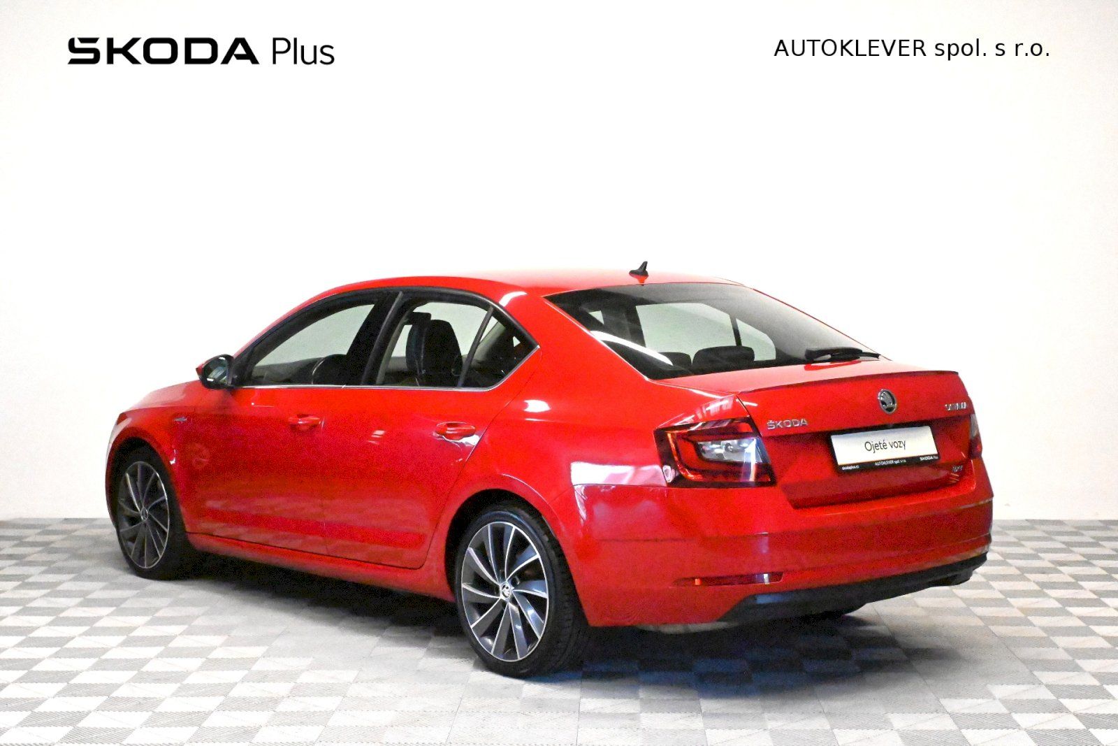 Škoda Octavia, L&K DSG 4x4 2.0 TDI 135kW - fotka 6