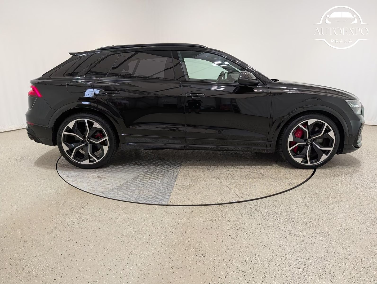 Audi RS Q8, 4.0 TFSI V8 quattro - fotka 4