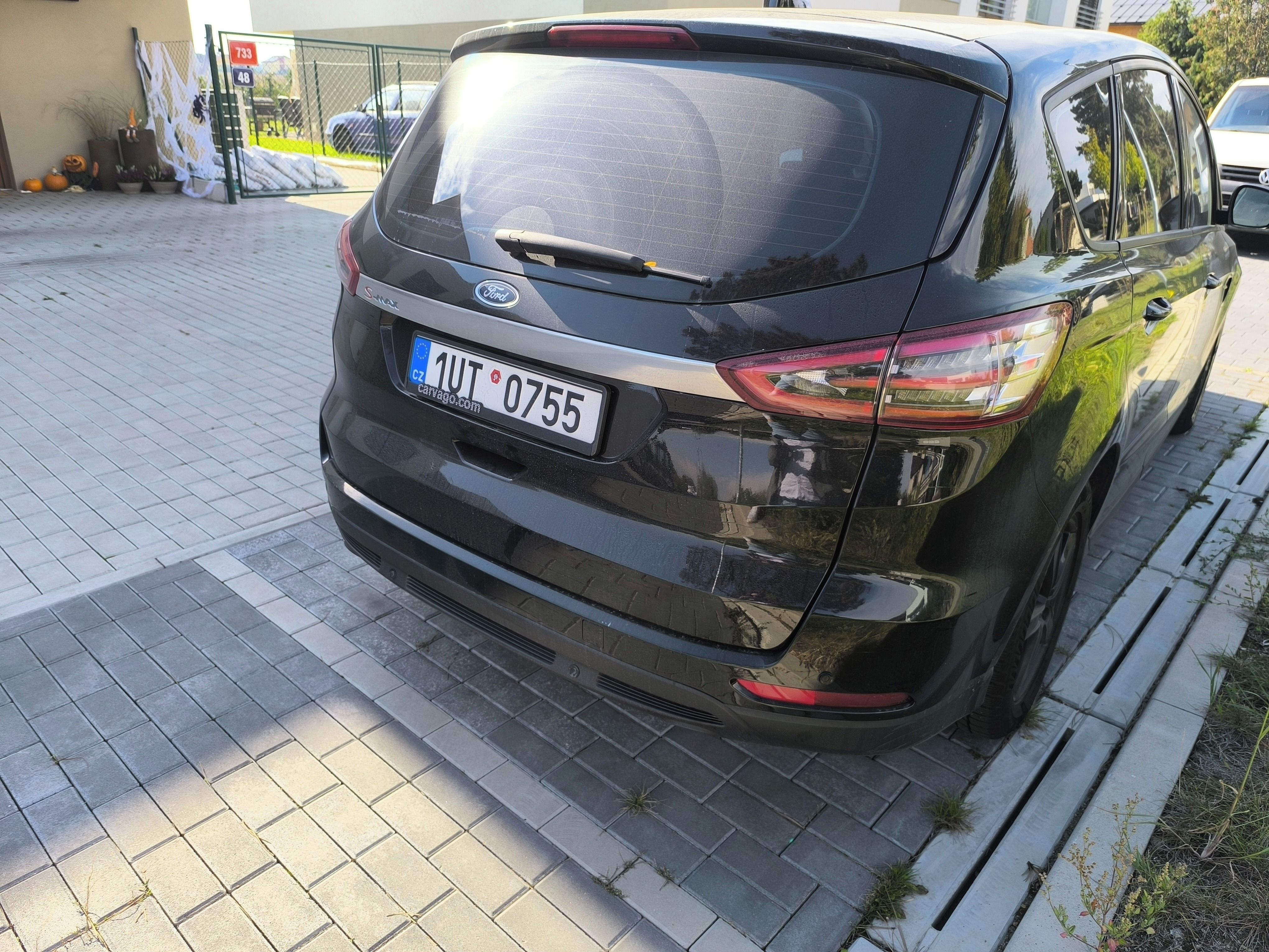 Ford S-MAX, 1,5 Eco Boost 121 kW - 7 míst - fotka 4