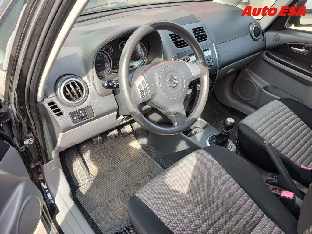 Suzuki SX4, 1.6 4WD,ČR - fotka 3
