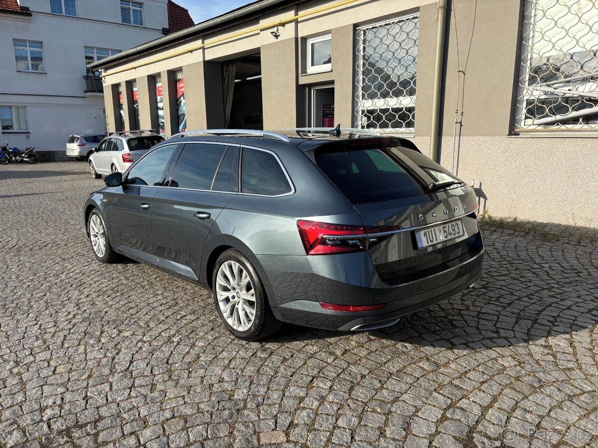 Škoda Superb, Škoda Superb III Combi 2.0 TSI - fotka 6