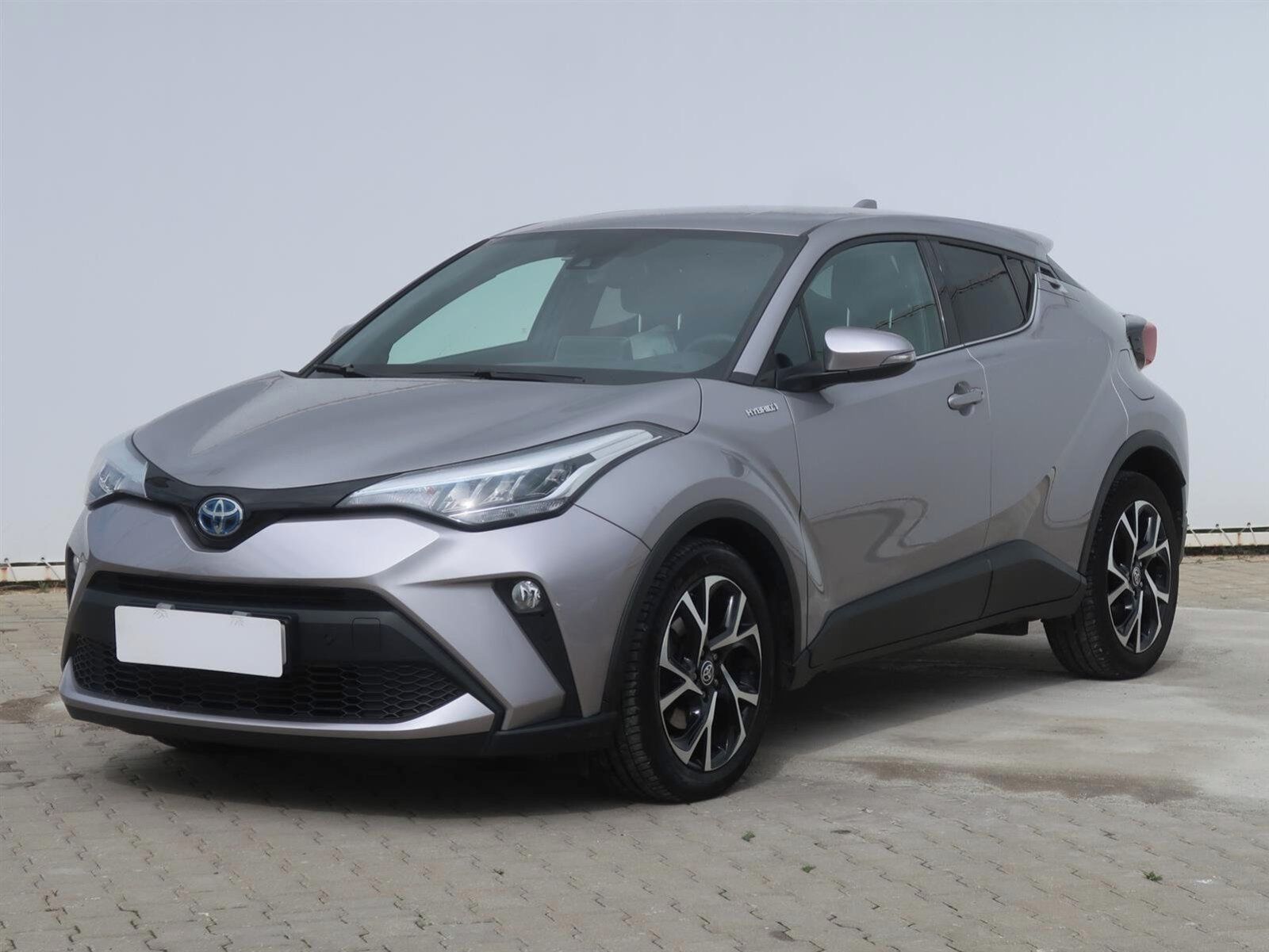 Toyota C-HR, 1.8 Hybrid, Automat - fotka 2