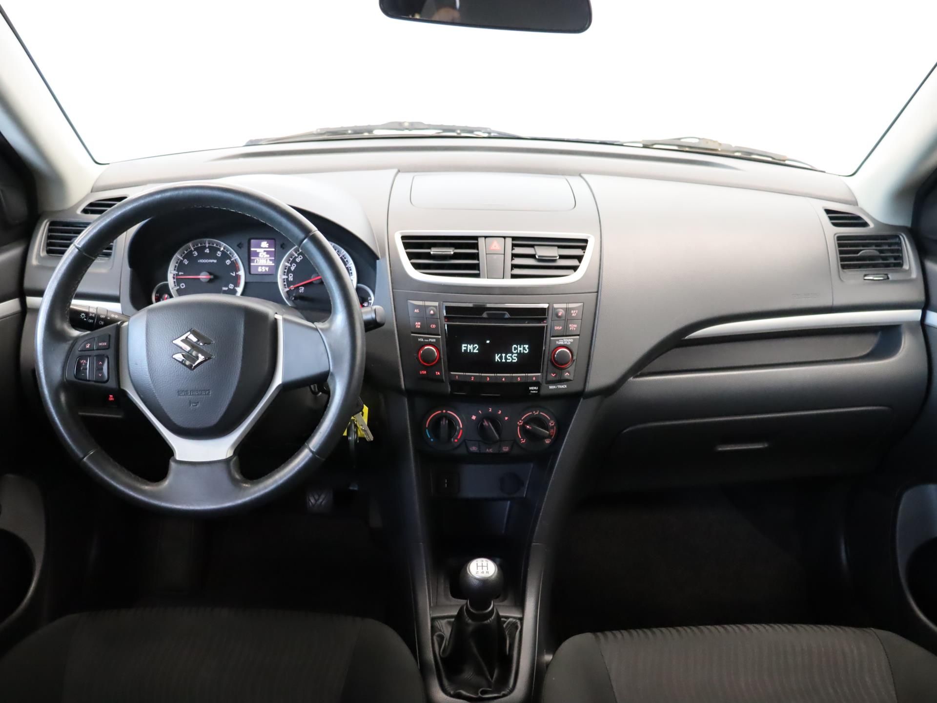 Suzuki Swift, 1,2 - fotka 5