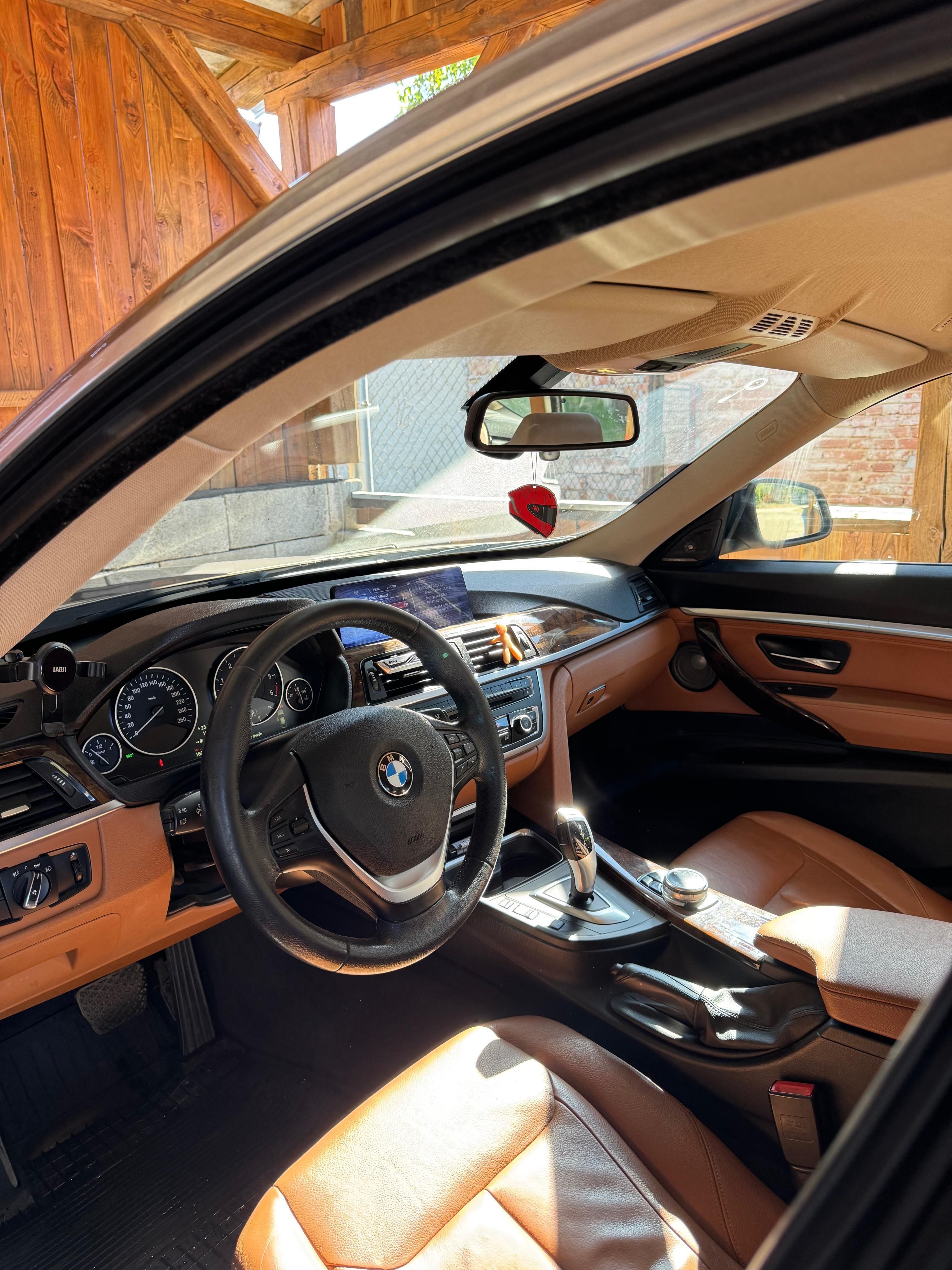 BMW Řada 3 - fotka 4