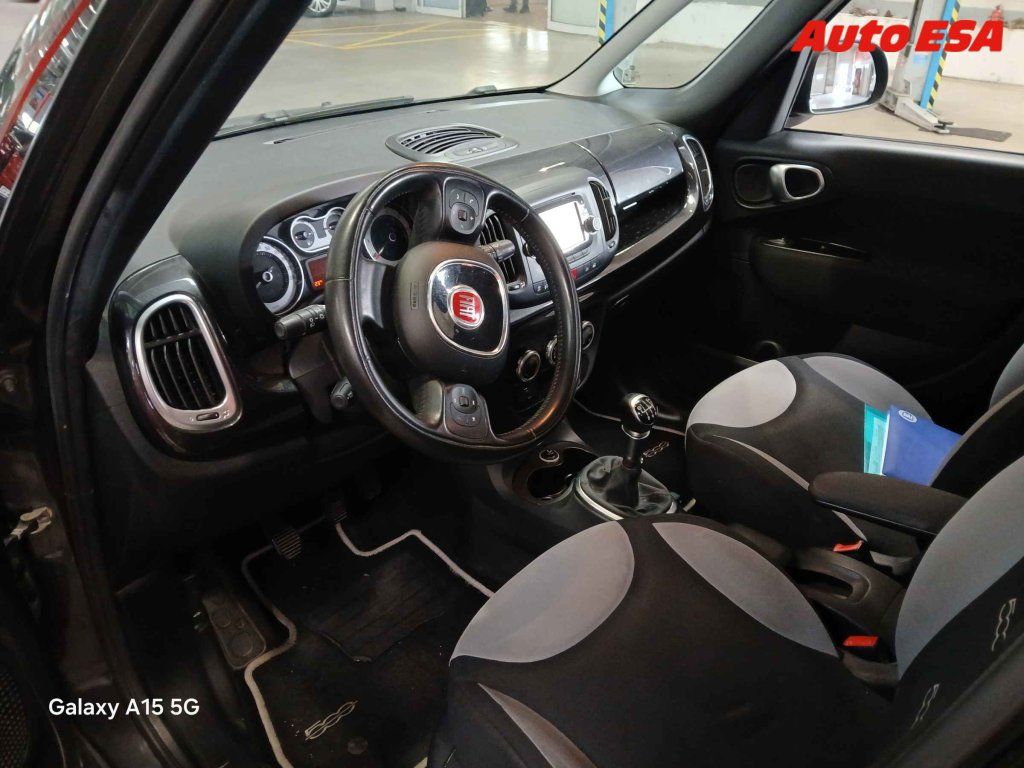 Fiat 500L, 1.4 T-JET - fotka 3