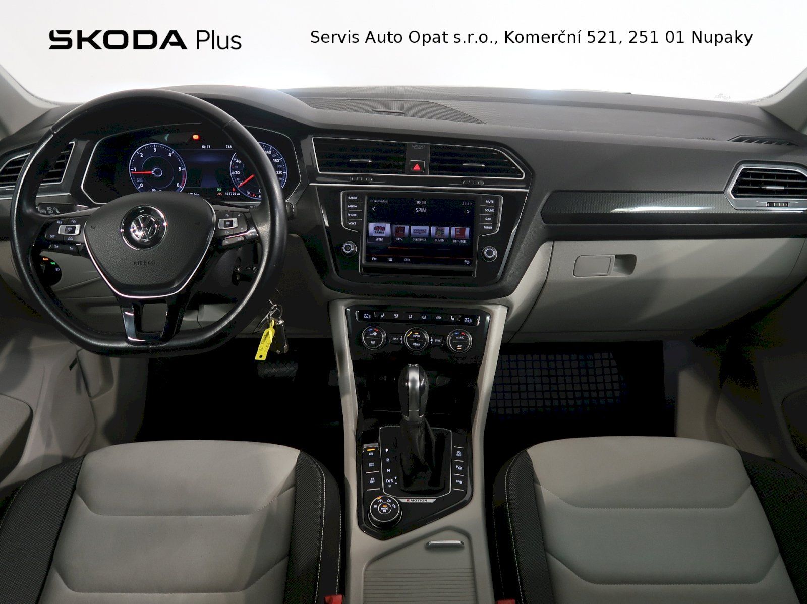 Volkswagen Tiguan, HIGHLINE 2.0TDI 4x4 DSG TAŽNÉ - fotka 5