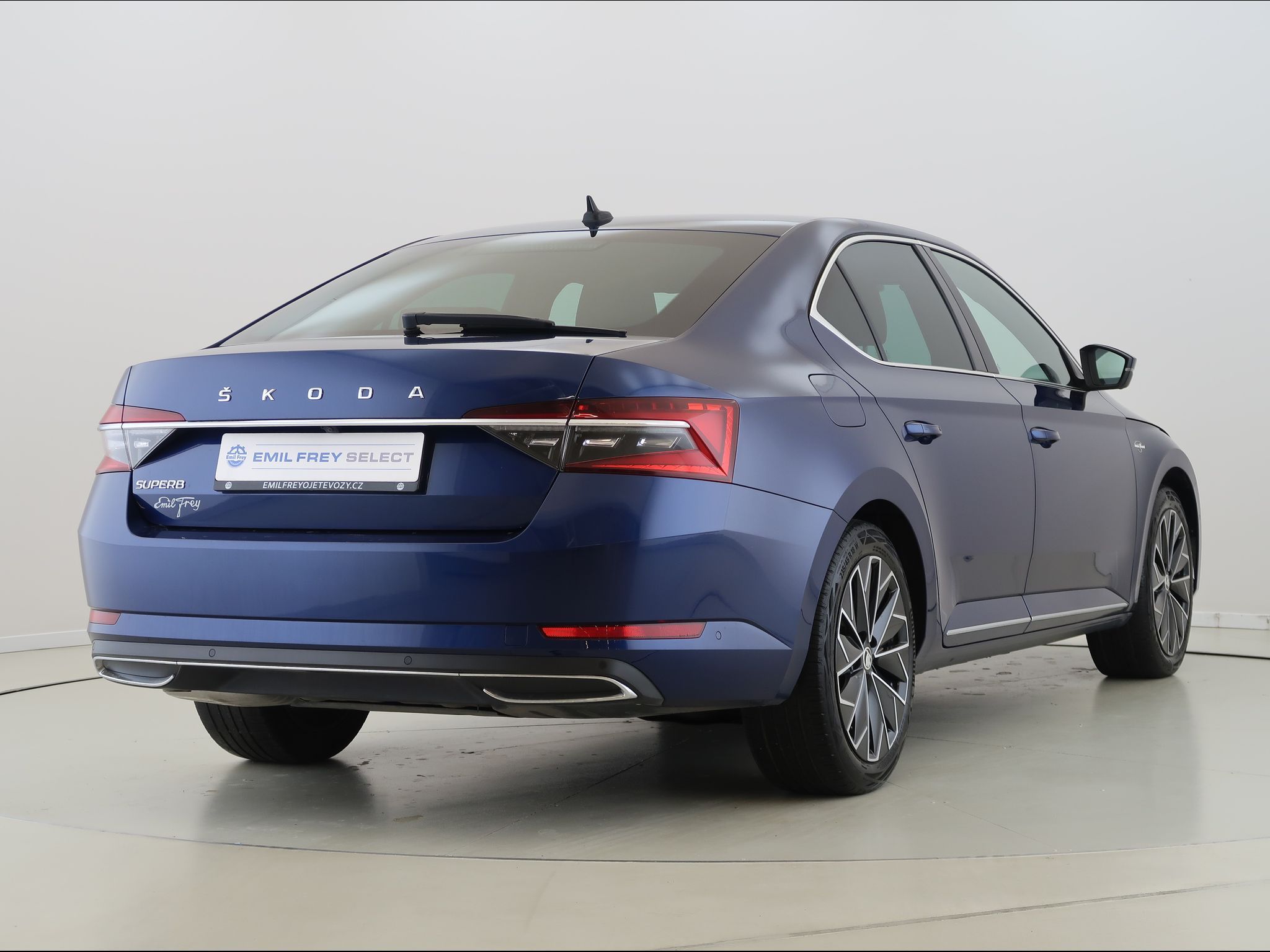 Škoda Superb, 1.5,TSI,Laurin&Klement,CZ,1Maj - fotka 5