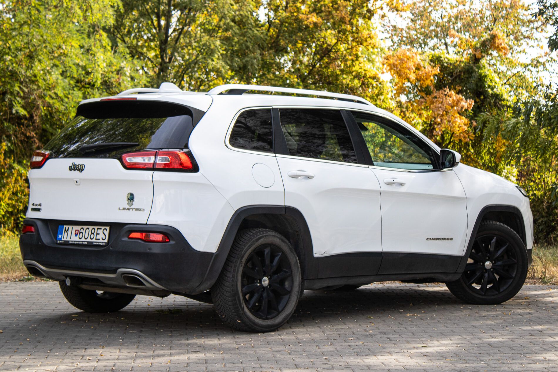 Jeep Cherokee - fotka 5