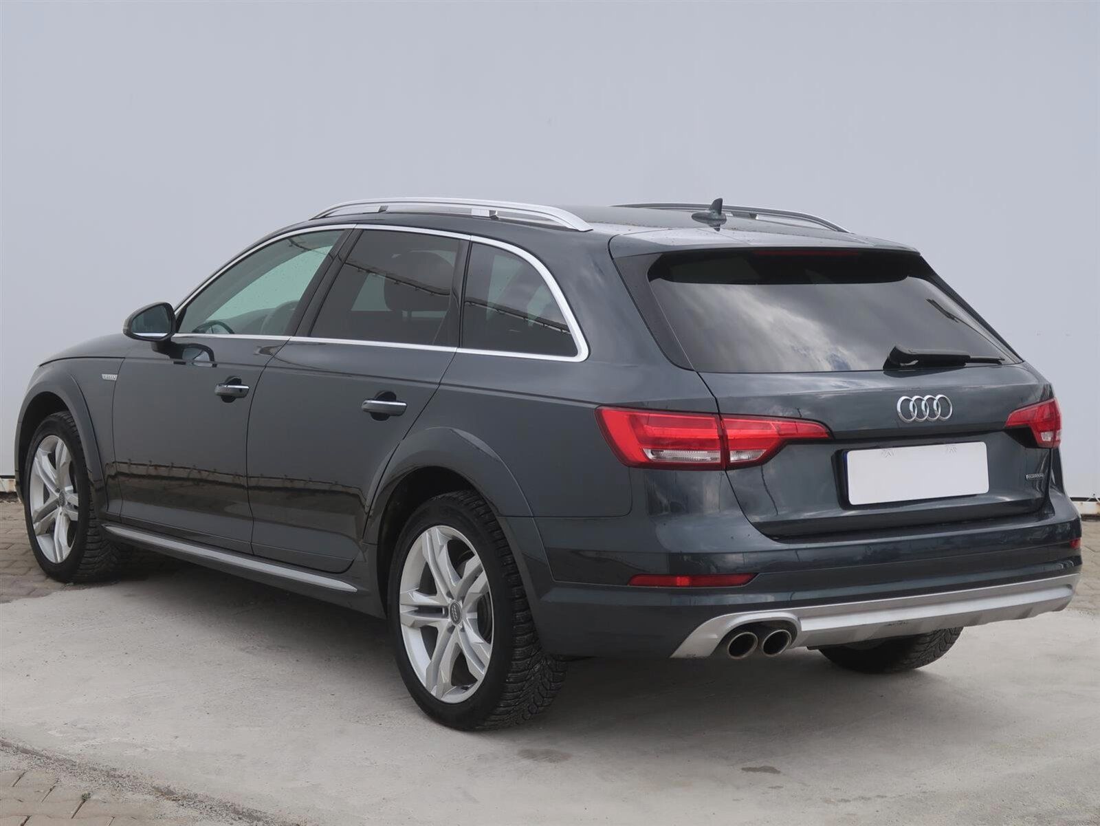 Audi A4 allroad, 2.0 TDI, 4X4, Automat - fotka 4