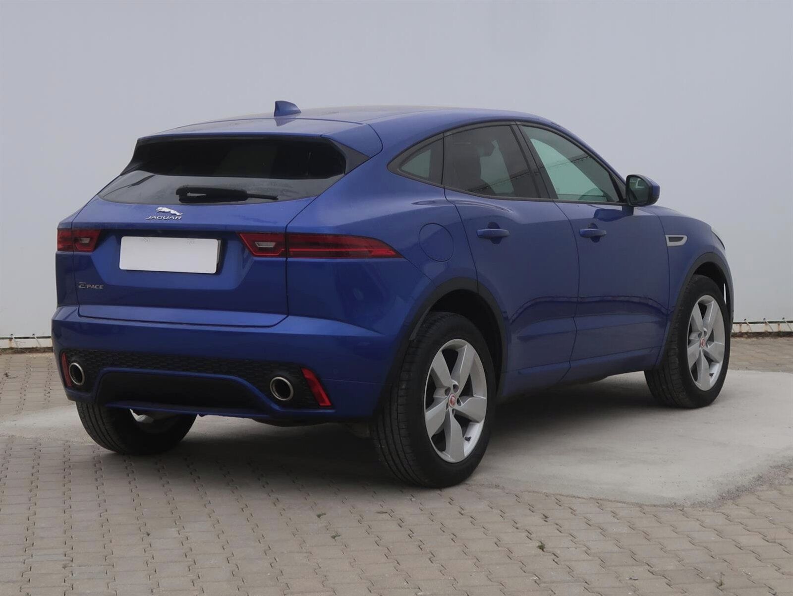 Jaguar E-Pace, D180 AWD, 4X4, Automat, Navi - fotka 5