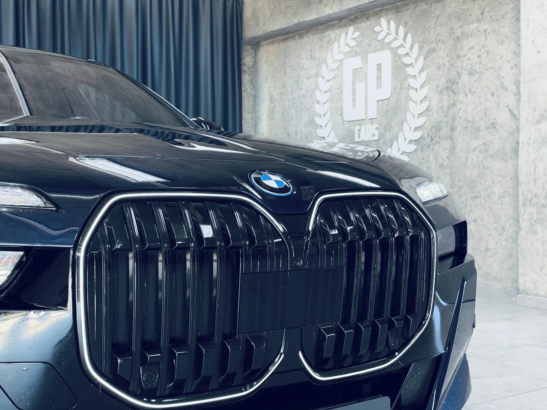 BMW Řada 7, 750e*ZÁRUKA*TV*MAX.VÝBAVA - fotka 5