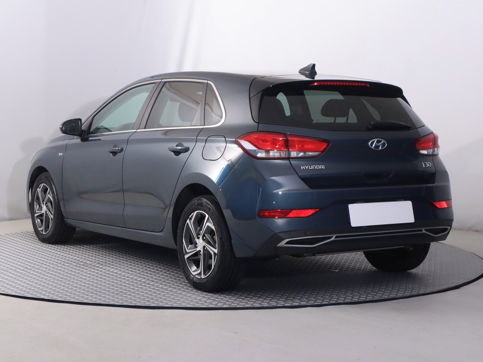 Hyundai i30, 1.5 T-GDI MHEV, Serv.kniha - fotka 4