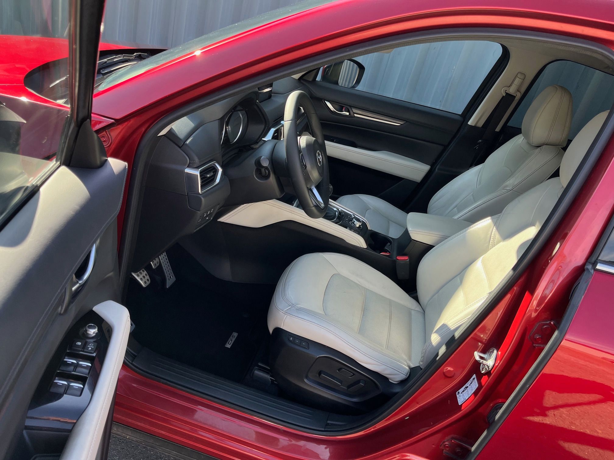 Mazda CX-5, 2,2 D AWD Skyactiv - fotka 6
