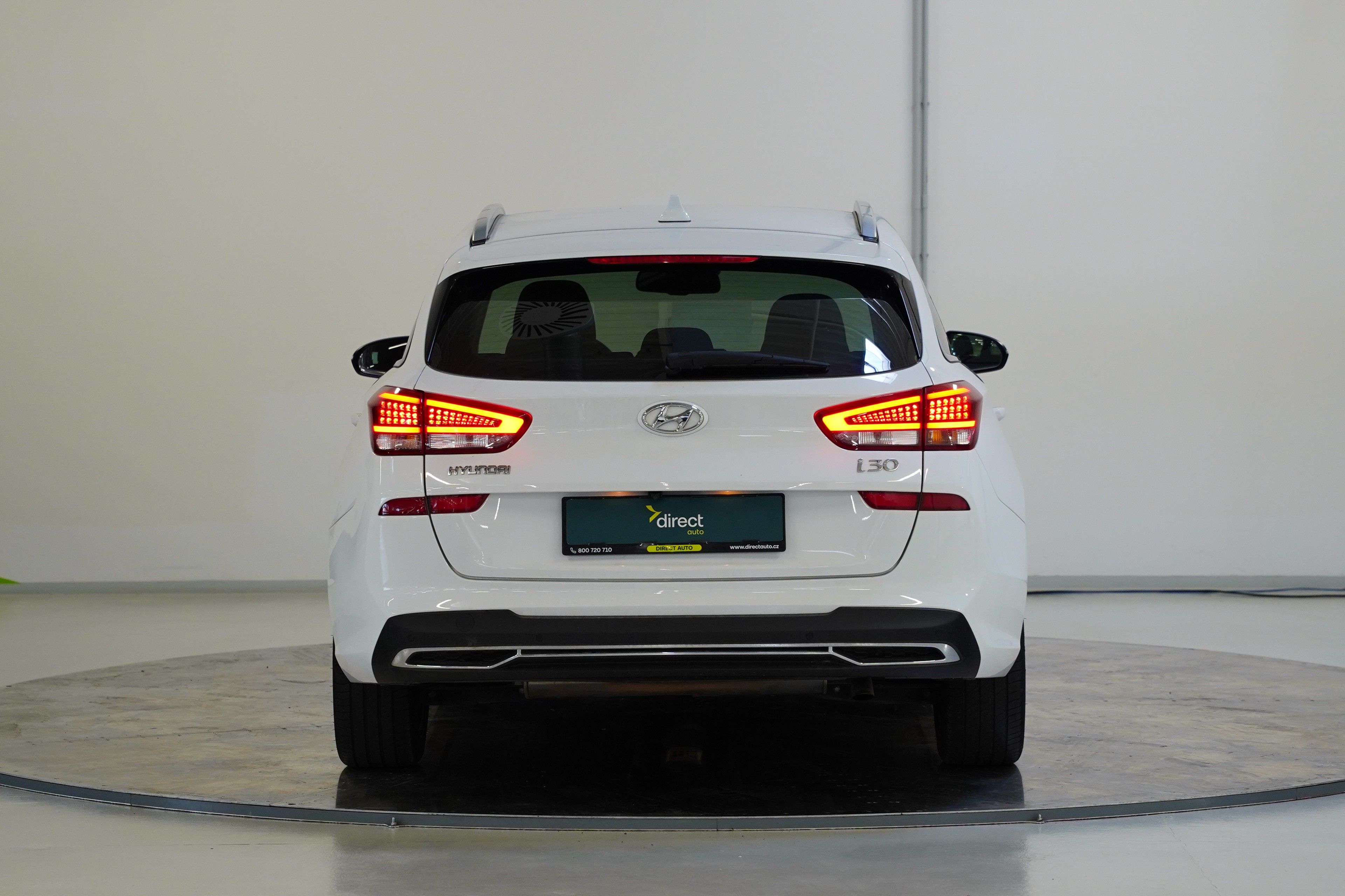 Hyundai i30, 1.5 T-GDI 118 kW - fotka 6