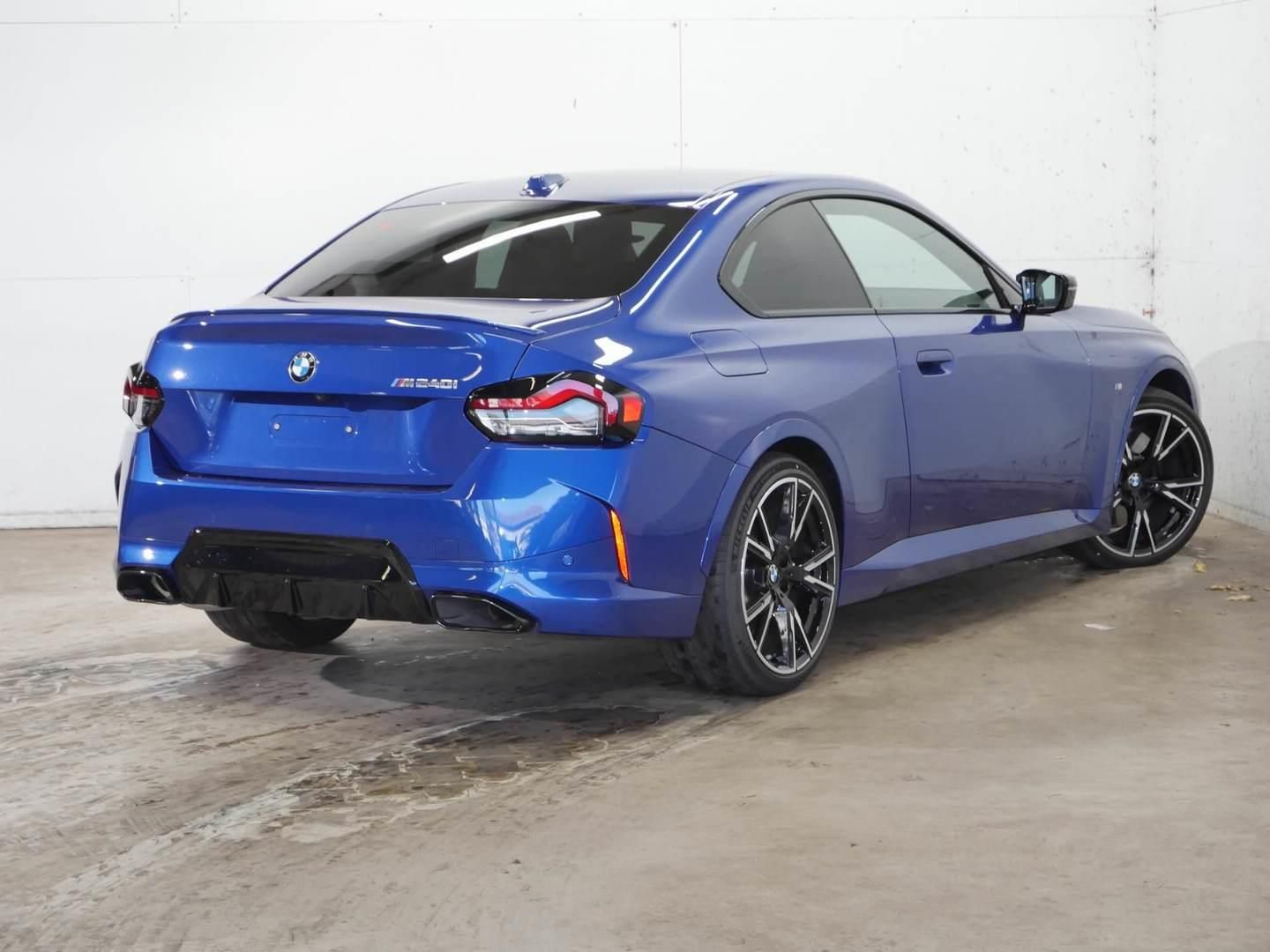 BMW Řada 2, M240i xDrive Coupé Tažné - fotka 4