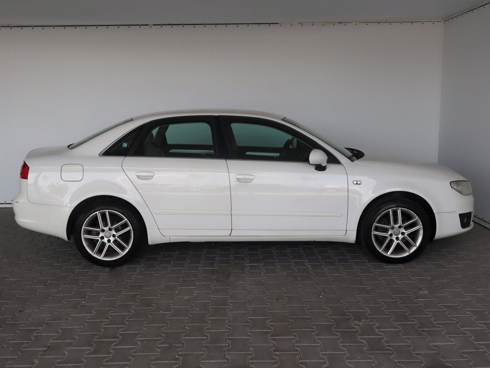 Seat Exeo, 2.0 TDI, jezdí dobře - fotka 6