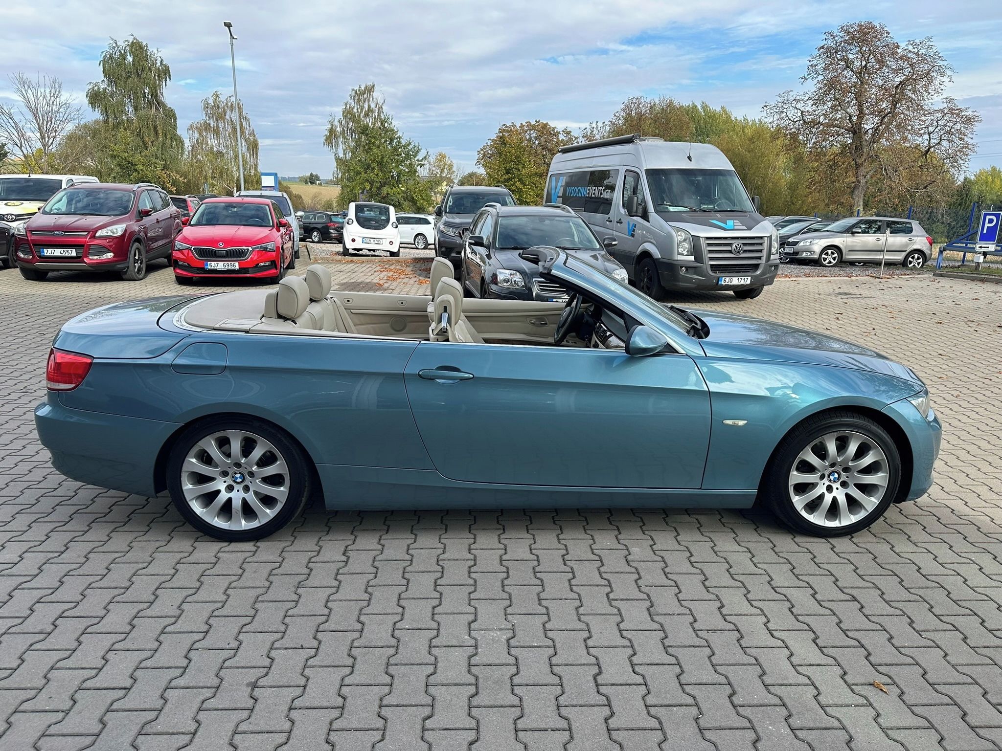 BMW Řada 3, 320 i E93 Cabrio 125kW - fotka 6