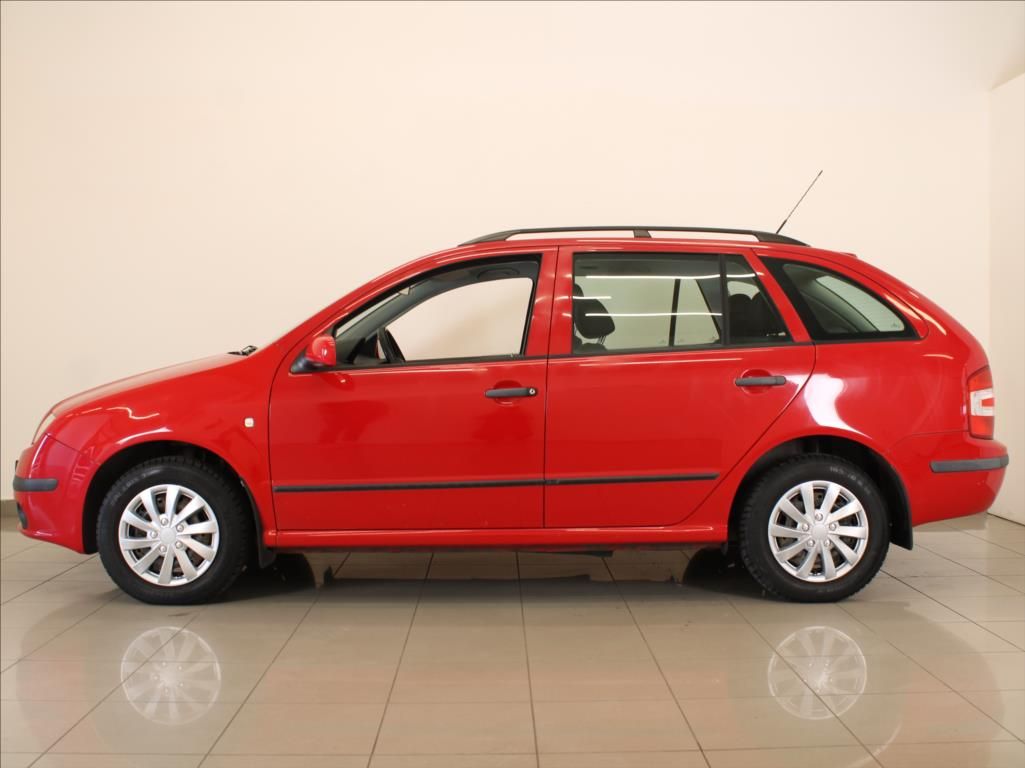 Škoda Fabia, 1,2 HTP 47kW Kombi 2.maj.ČR - fotka 5