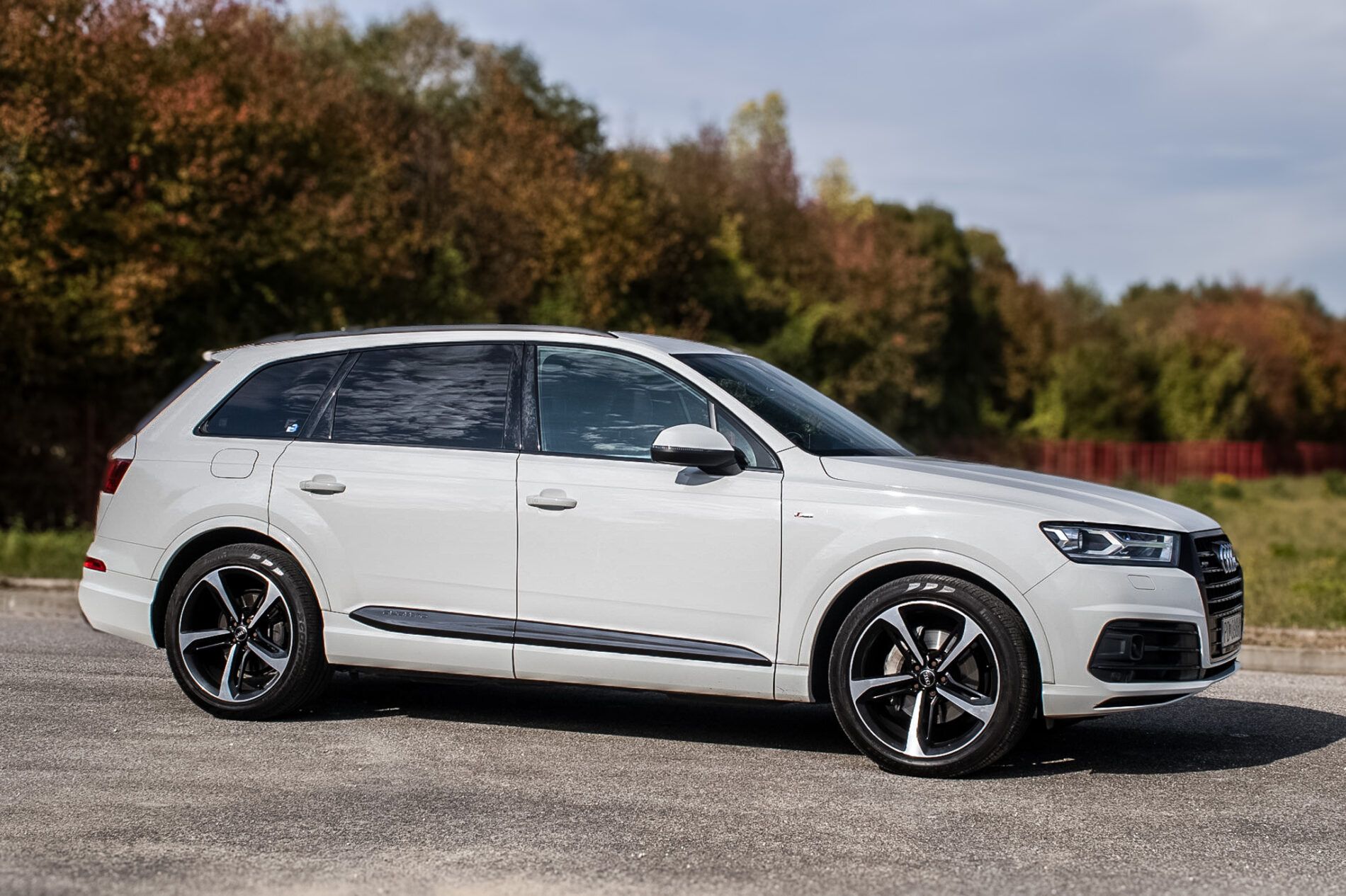 Audi Q7 - fotka 4