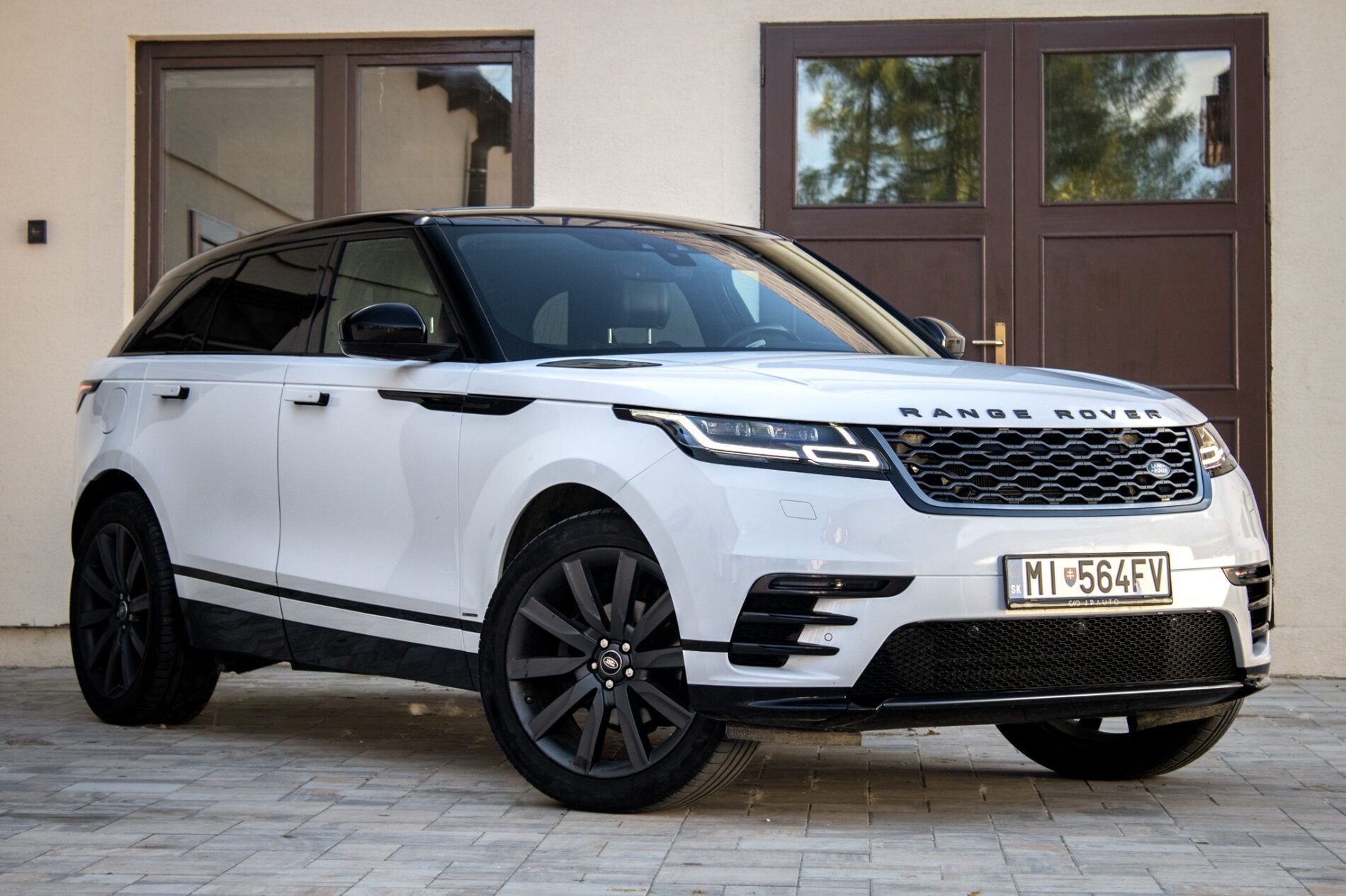 Land Rover Range Rover Velar - fotka 4