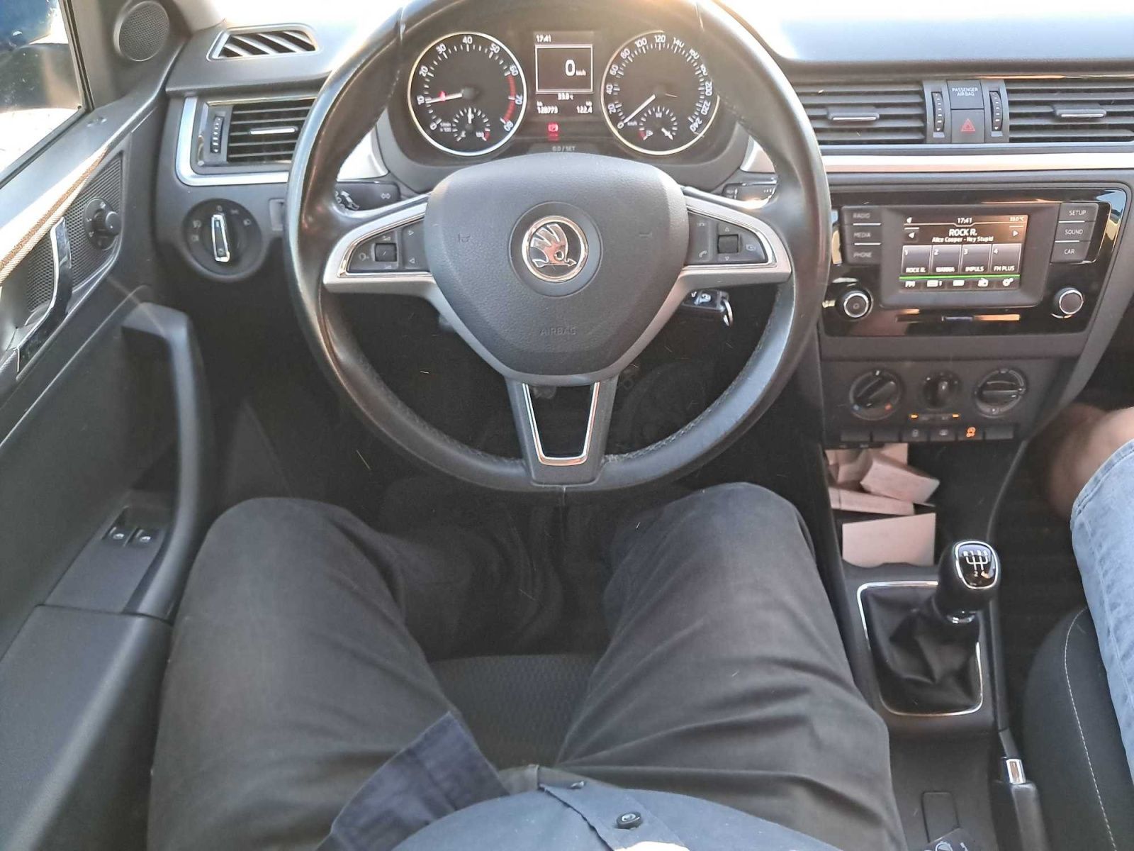 Škoda Rapid, 1.2 TSI, Spaceback, Serv.kniha - fotka 3