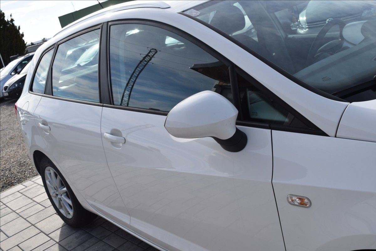 Seat Ibiza, 1,4 16V 63KW NÍZKÝ NÁJEZD ALU - fotka 5