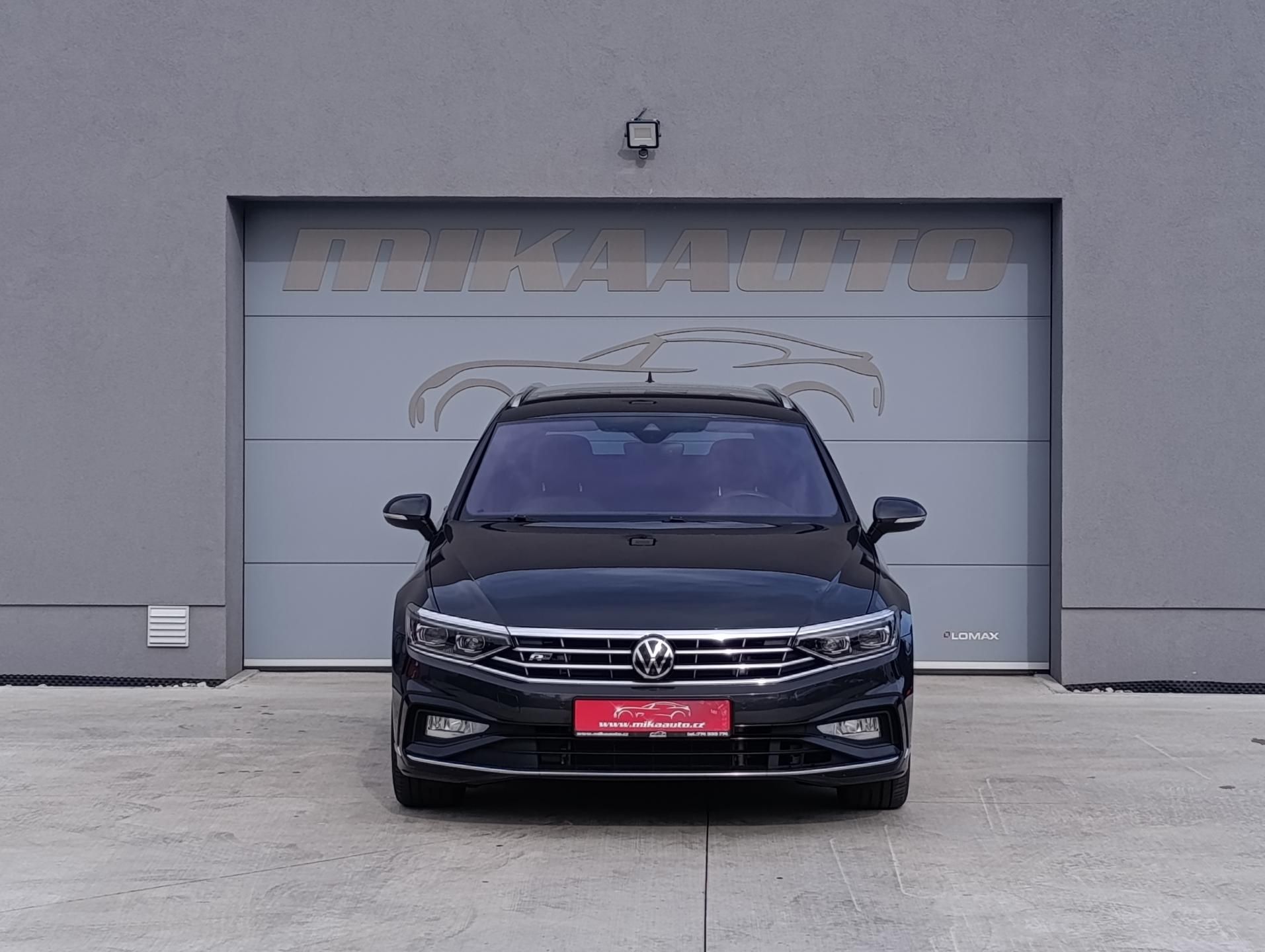 Volkswagen Passat, 2.0TSI 206kW RLINE ČR 1.MAJ - fotka 2