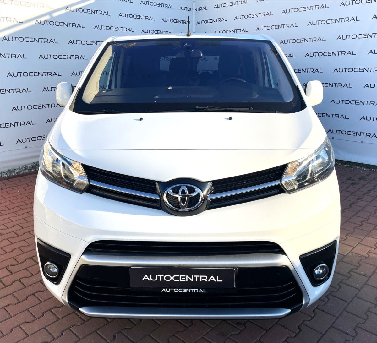Toyota Proace, 2,0 D,110kW,D-4DL2,9míst - fotka 2