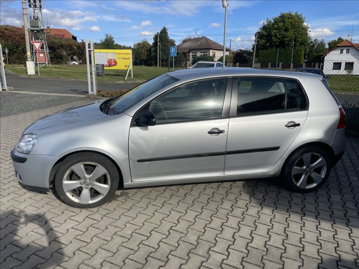 Volkswagen Golf, 1,9 TDI STK 1/2028 KLIMA  V - fotka 5