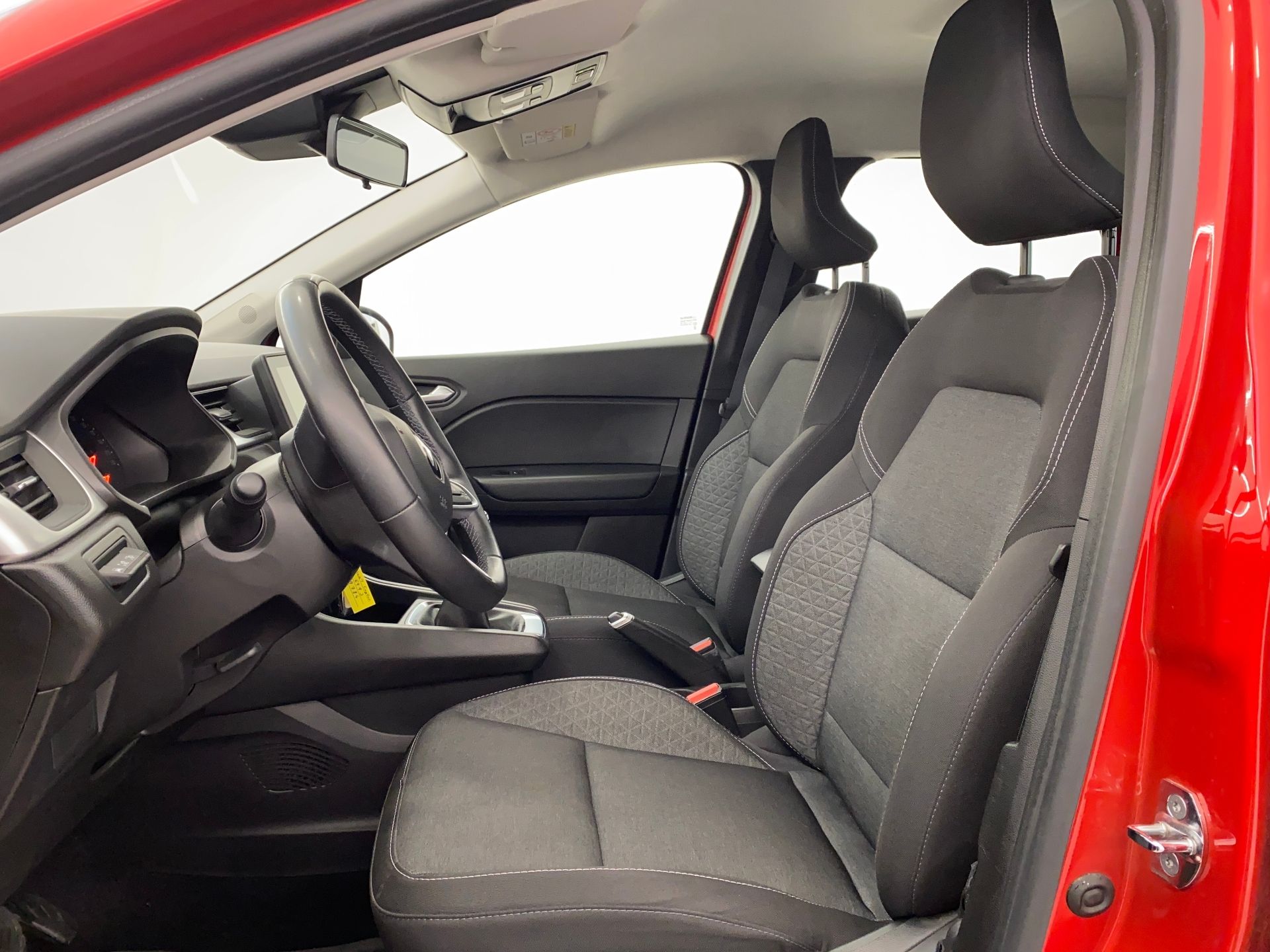 Renault Captur, 1.3 TCe 103 kW Intens servis.k - fotka 5