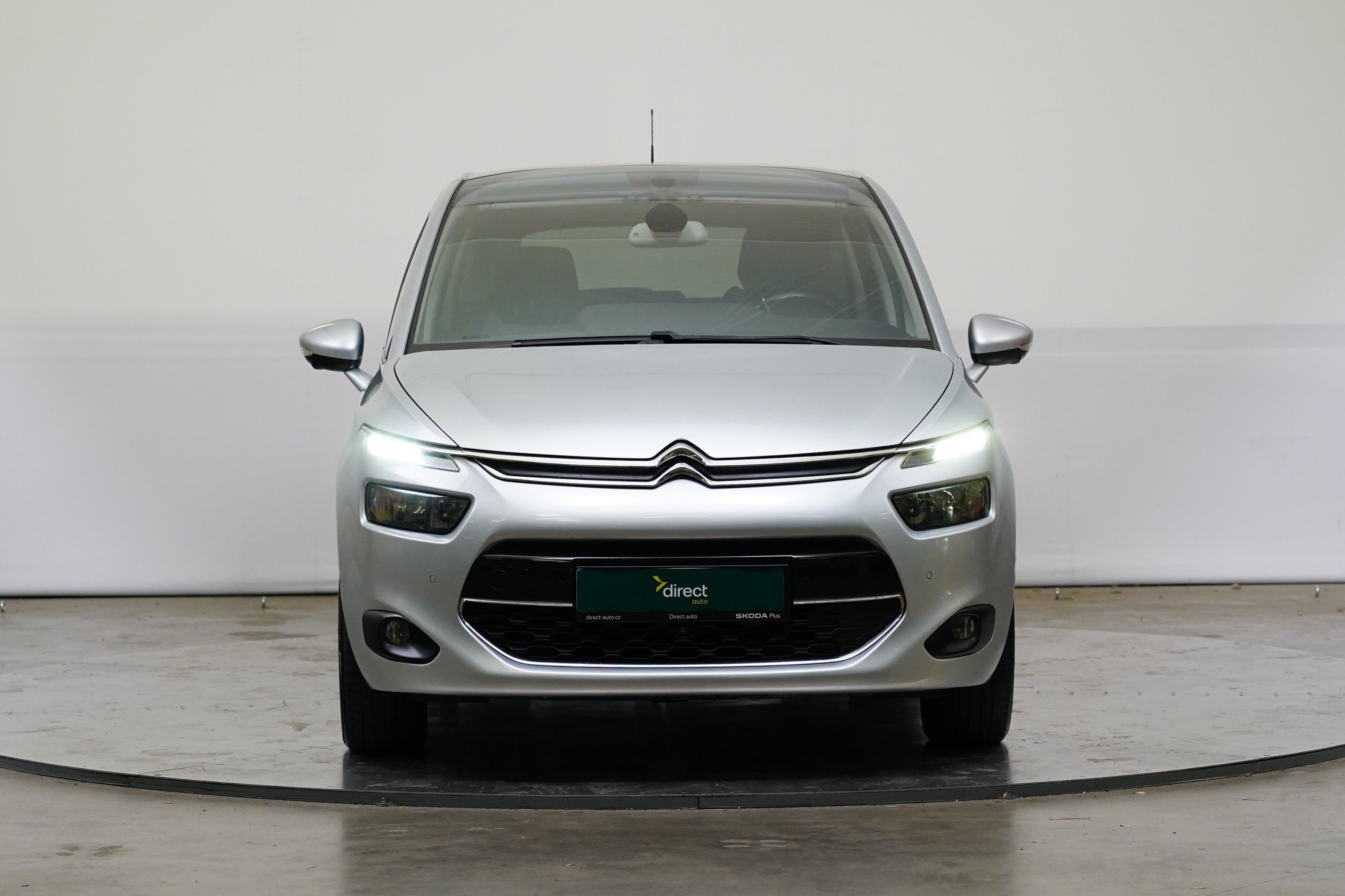 Citroën C4 Picasso, 1.6 HDI 88 kW Automat - fotka 4