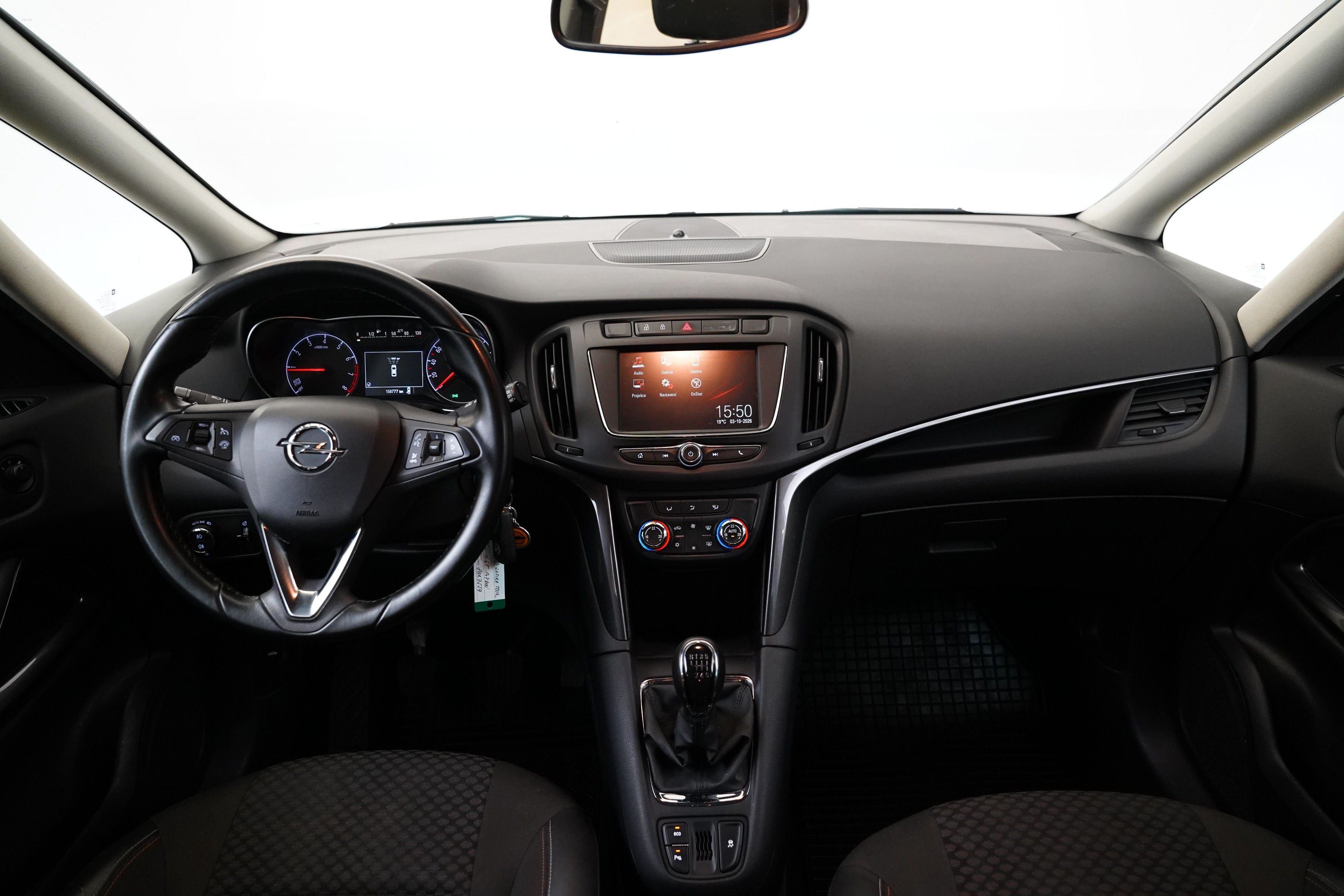 Opel Zafira, 1.6T 147 kW - fotka 5